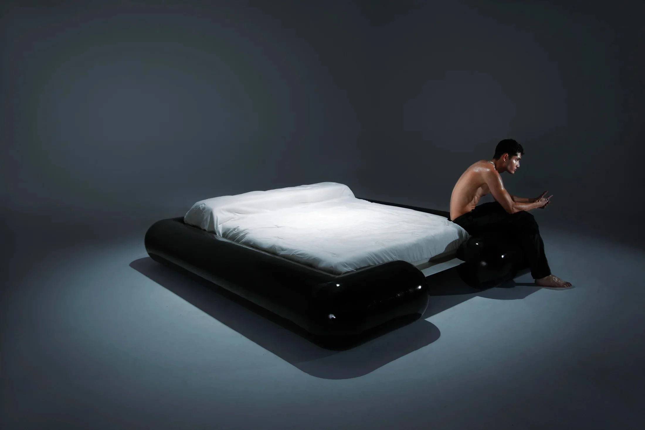 Hug Bed - 2.jpg