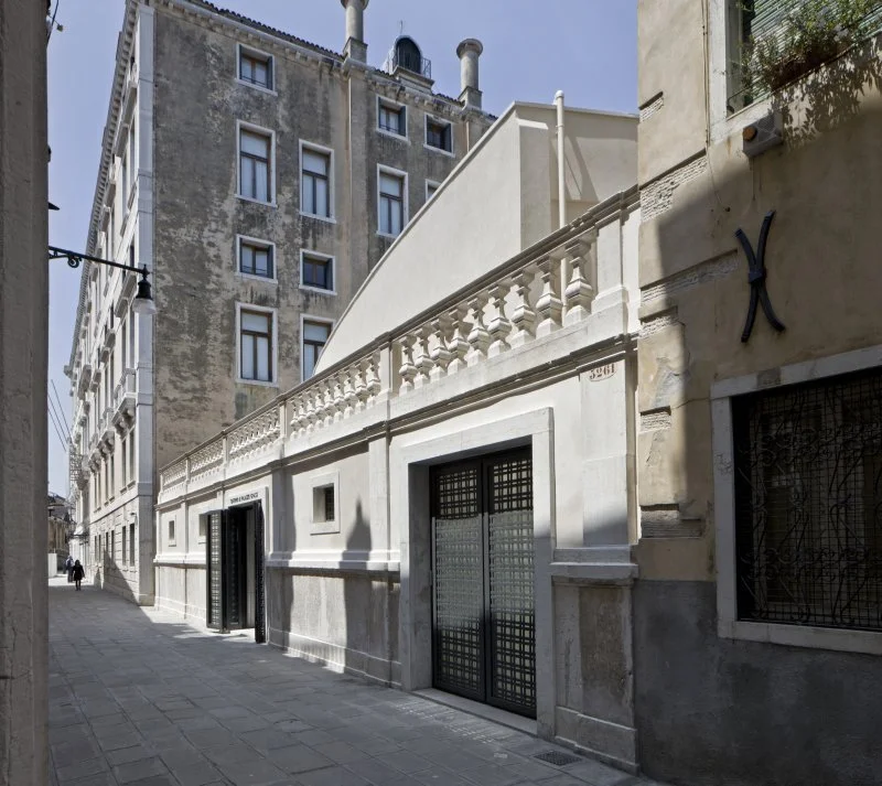 Palazzo Grassi - 15.jpg