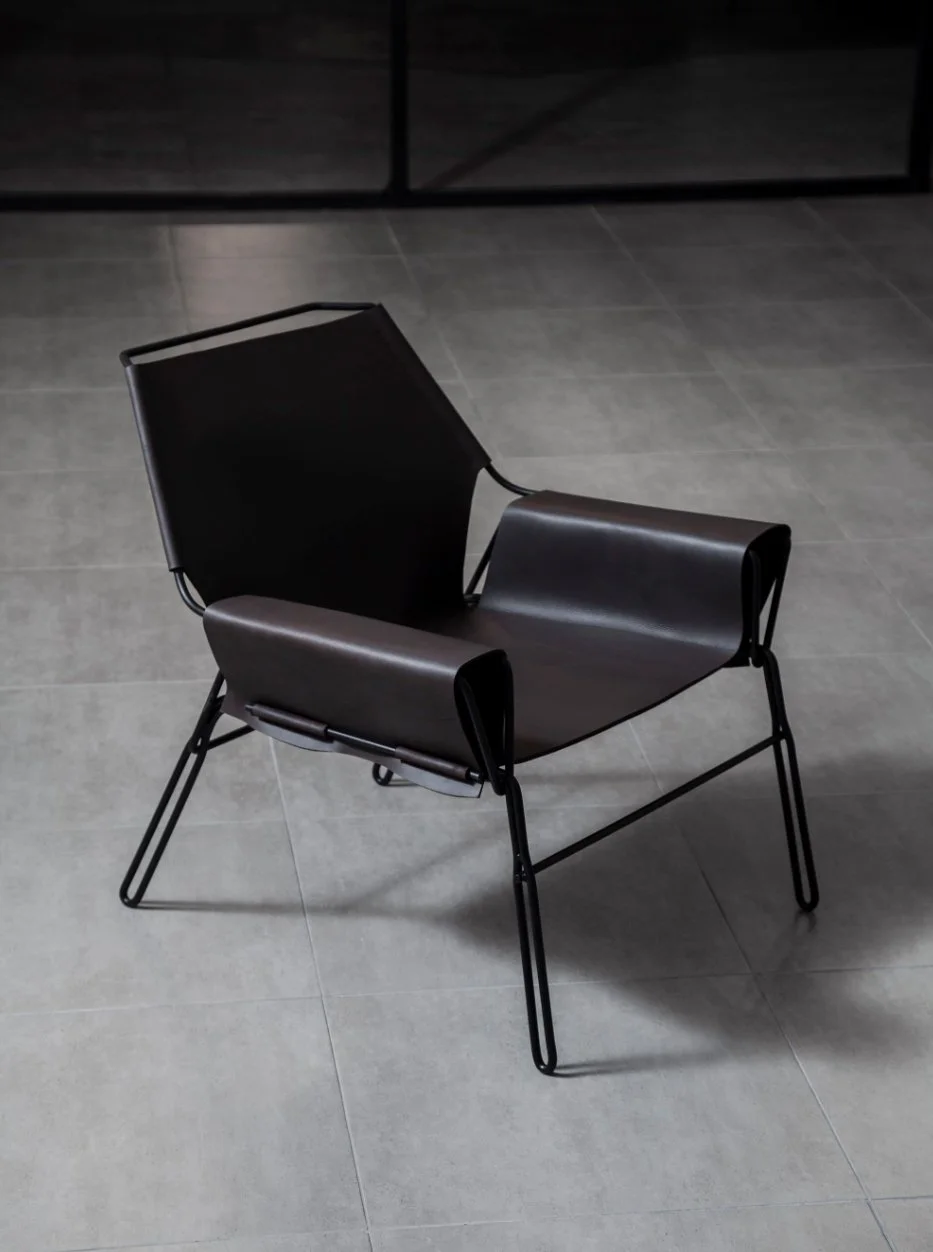 PERFIDIA_02 Olivo Thick Leather Sling Lounge Chair in Black Steel - 2.jpg