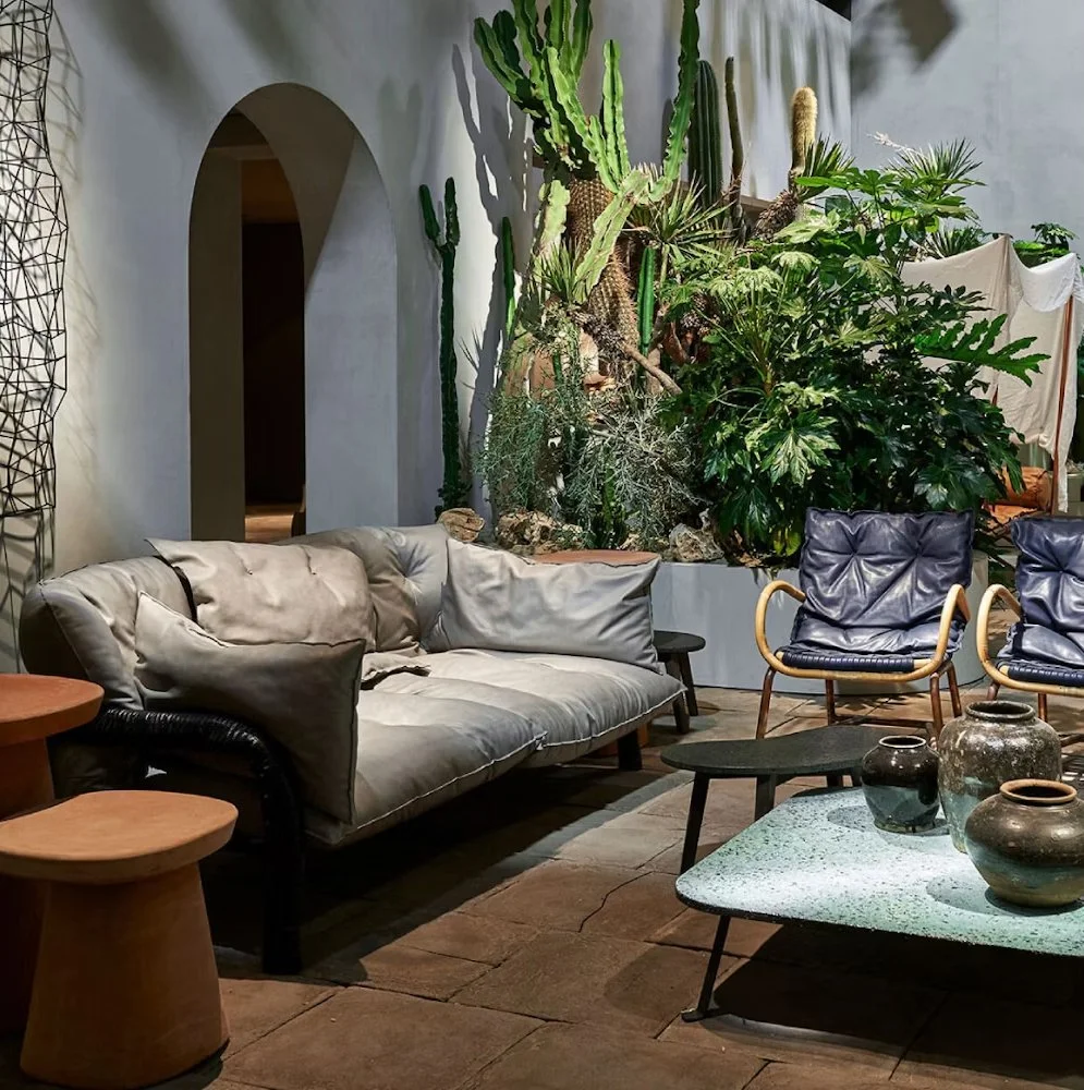 Elephant Outdoor Sofa - 1.jpg