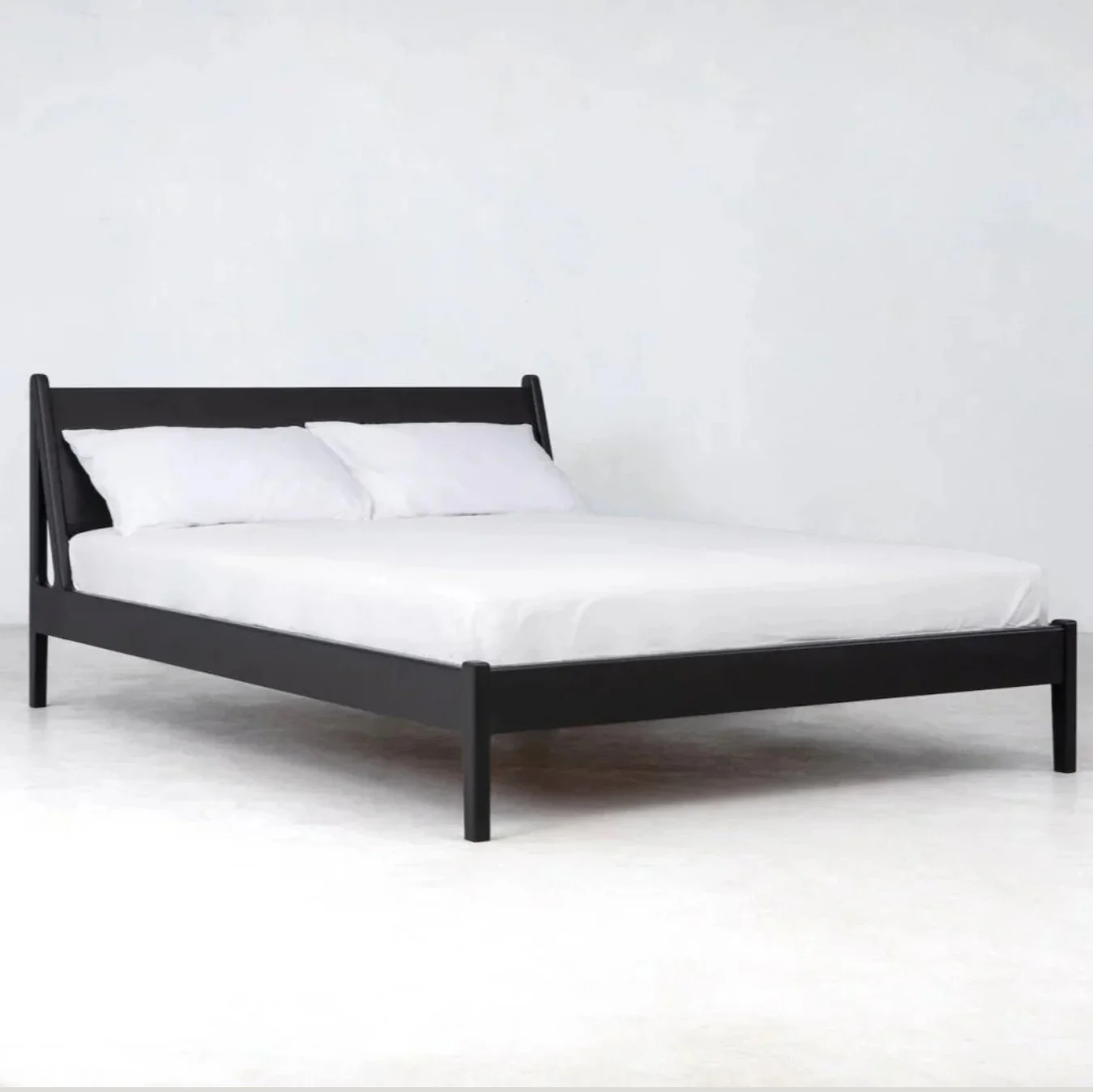 Plume Bed - 7.jpg
