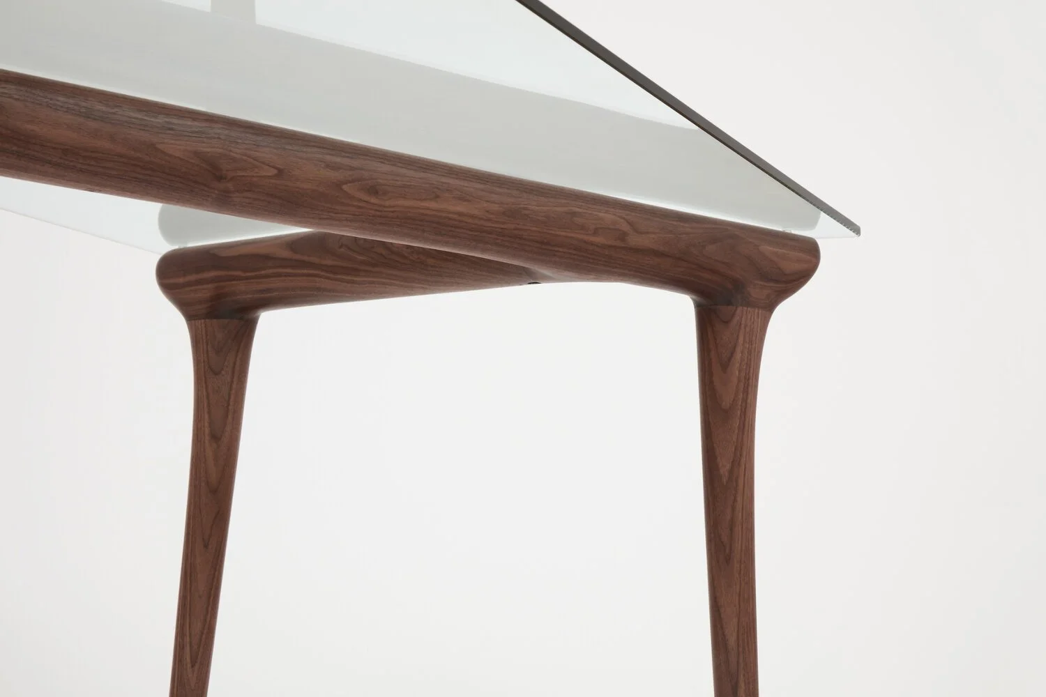 Ko Table - 2.jpg