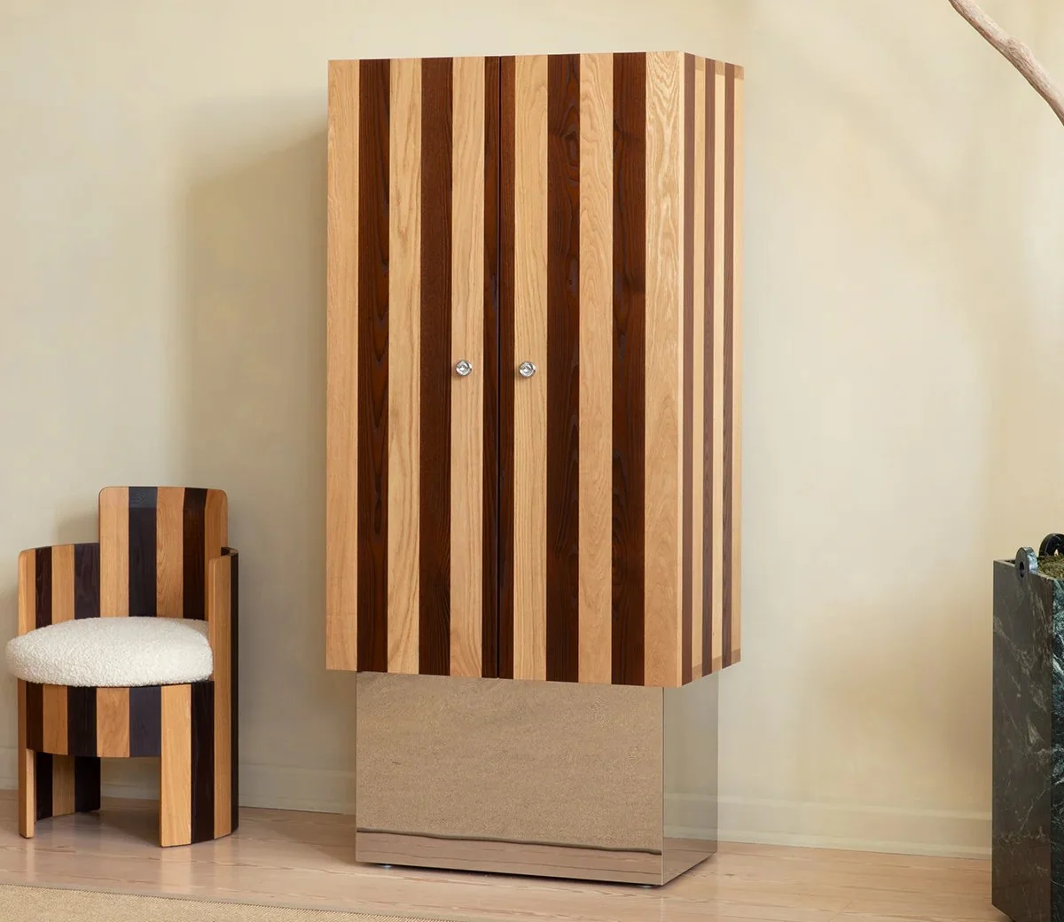 Cooperage cabinet - 2.jpg