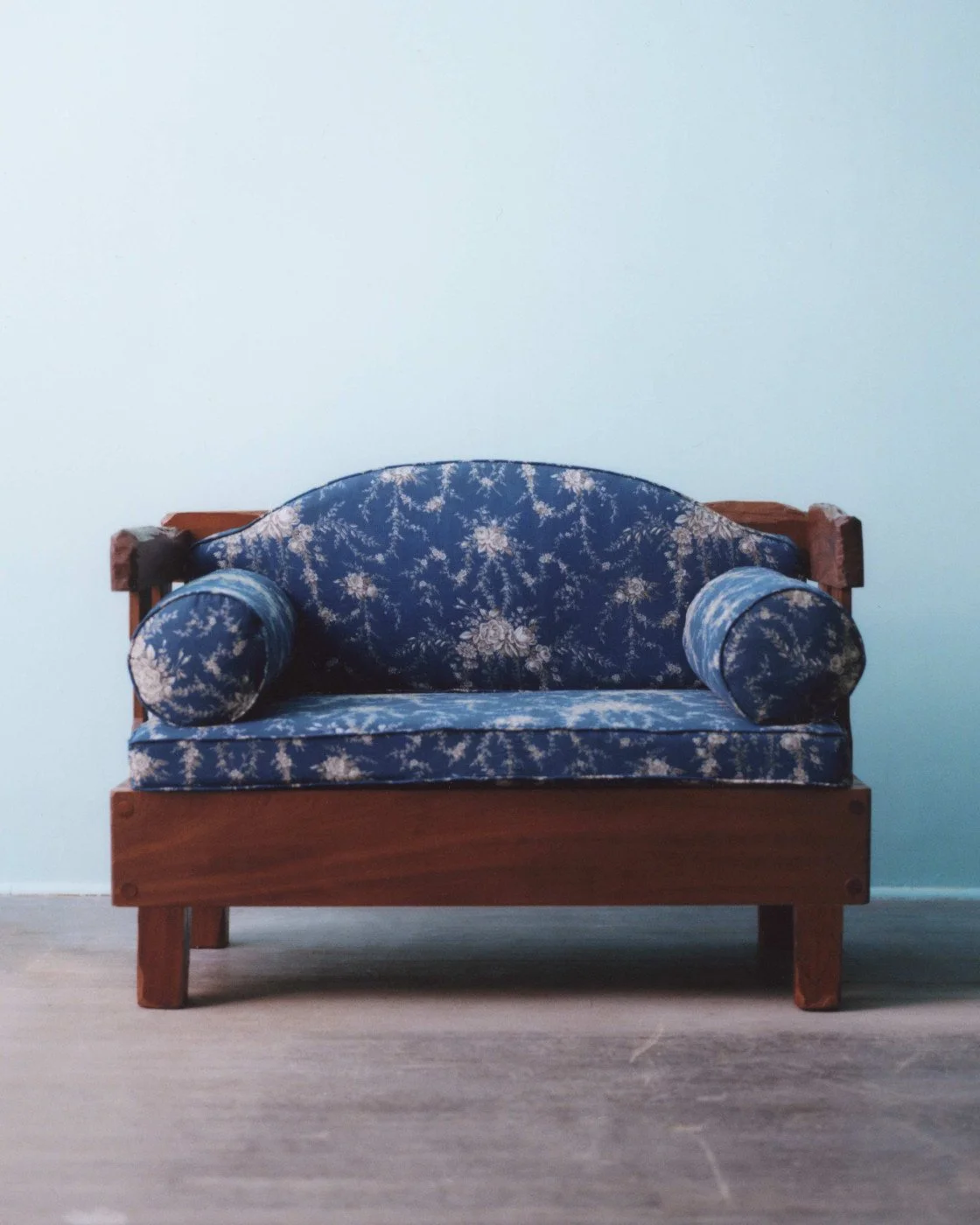 ROSE ARMCHAIR - 1.jpg
