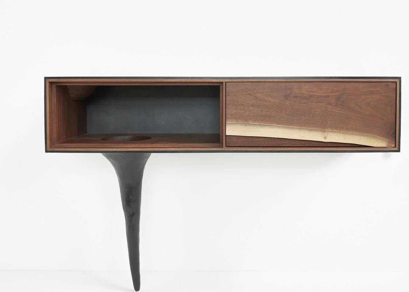 CONSOLE in Walnut : wall hanging - 1.jpg