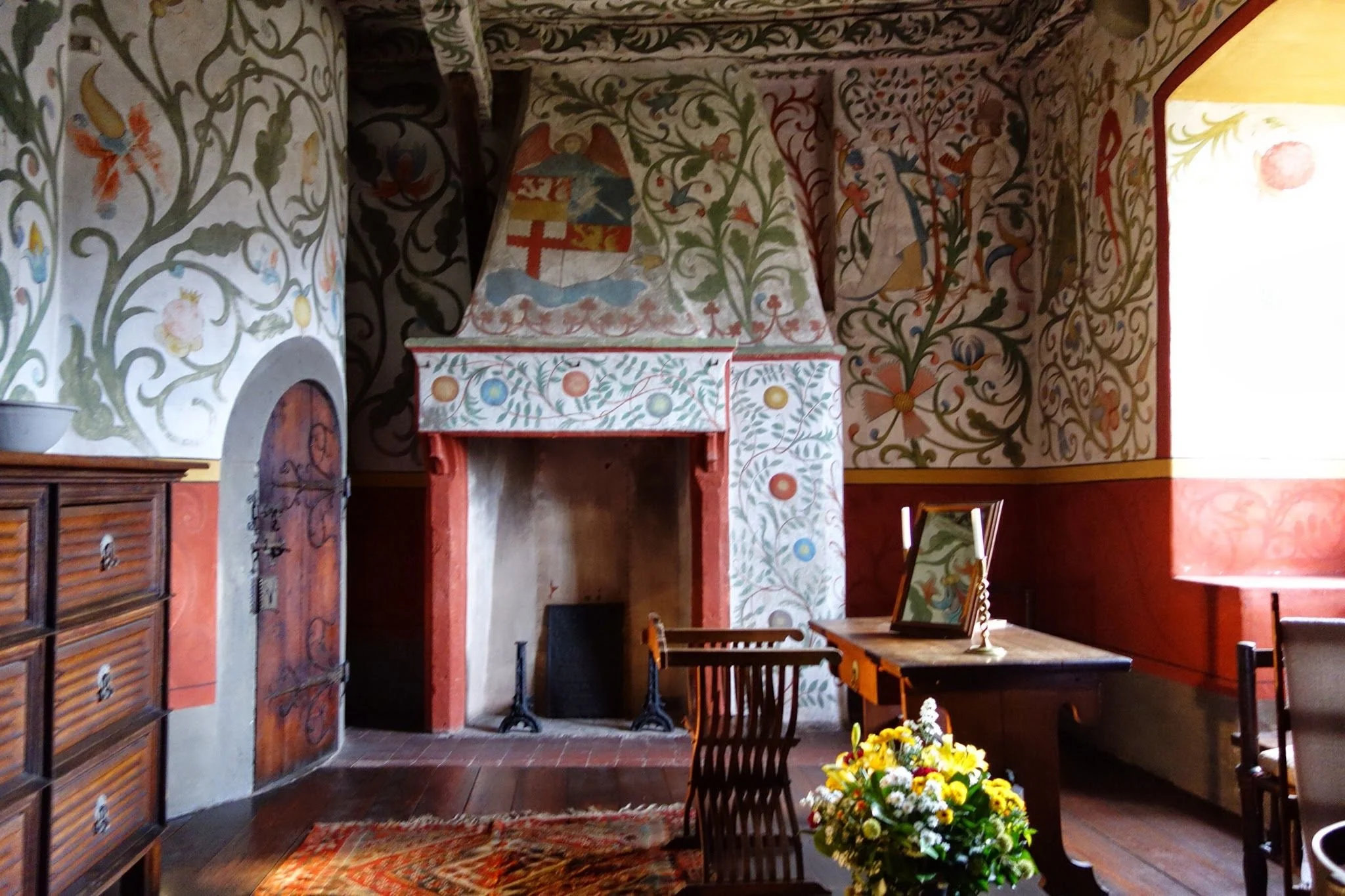 Eltz Castle - 16.jpg