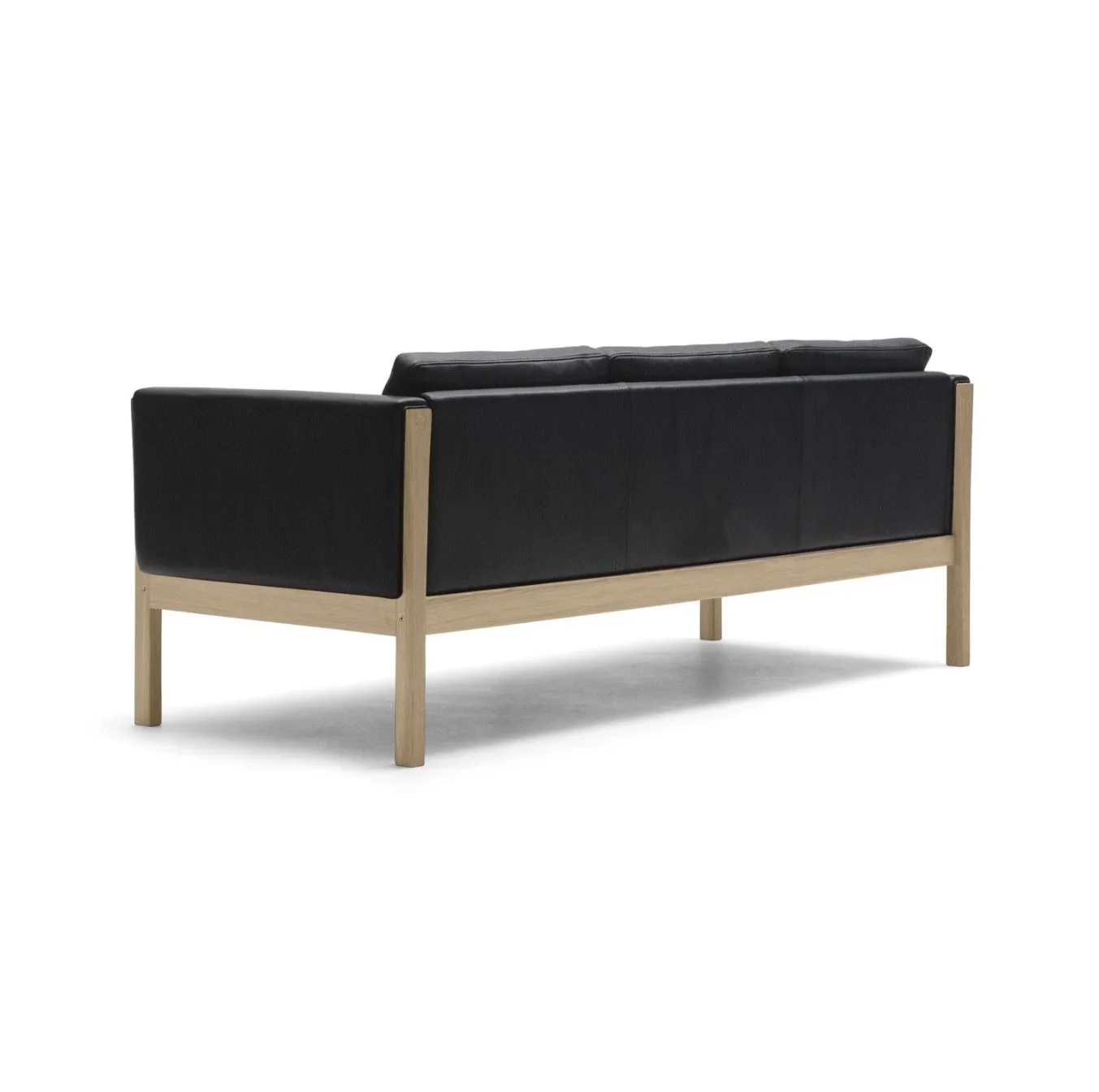 Wegner Sofa | CH162 CH163 - 8.jpg