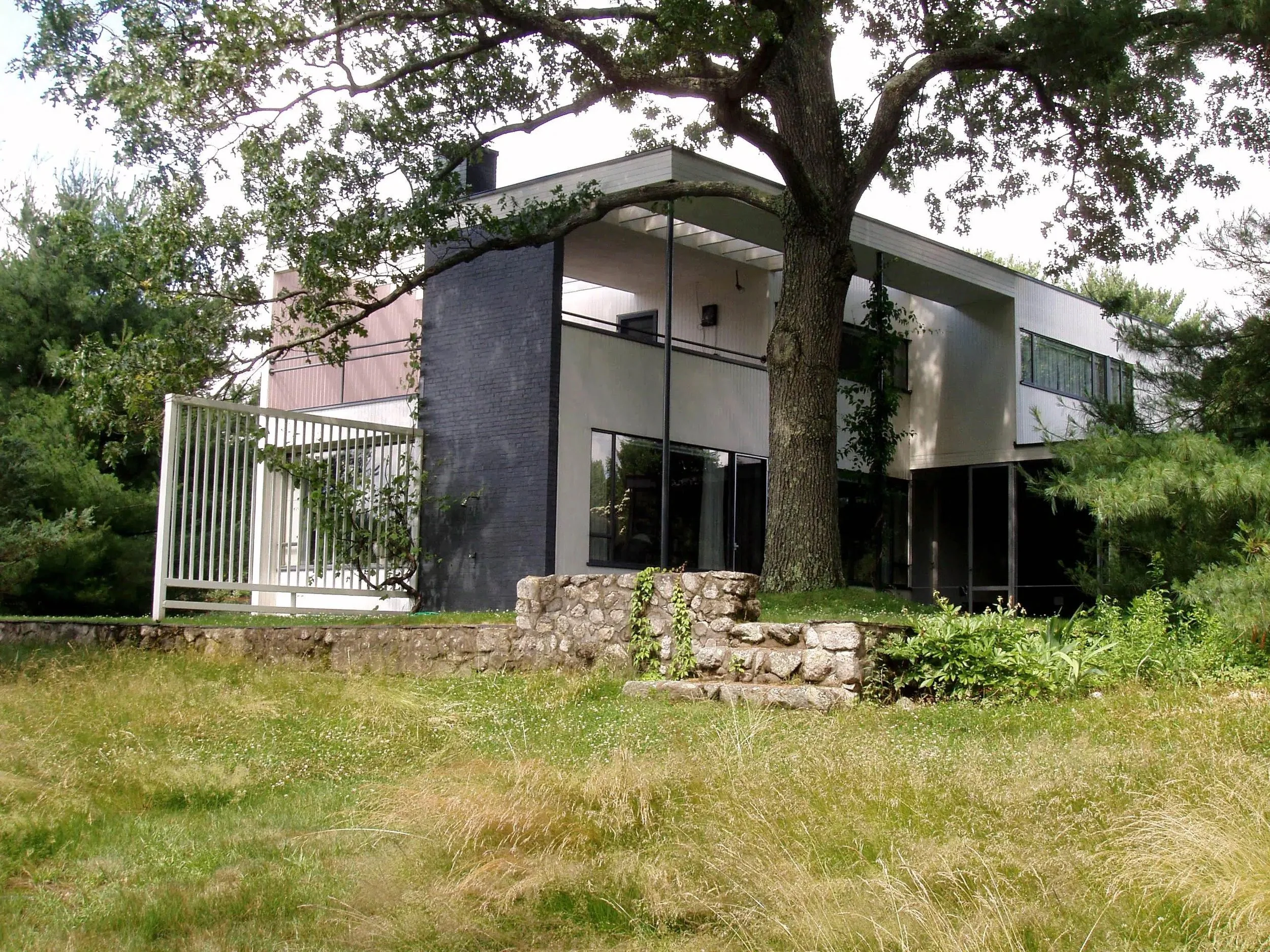 Gropius House - 16.jpg