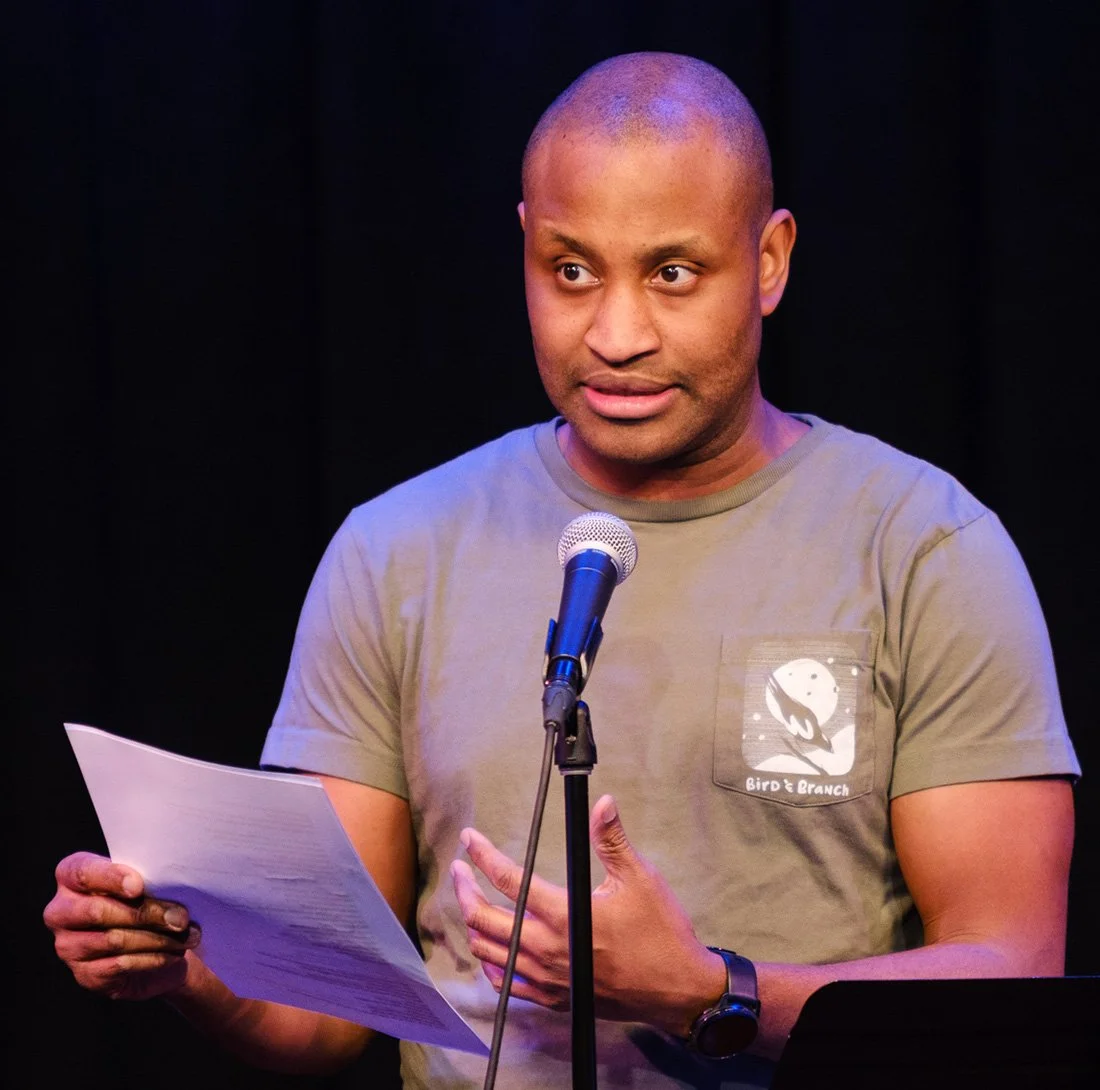 Jonathan Walton_center facing.jpeg