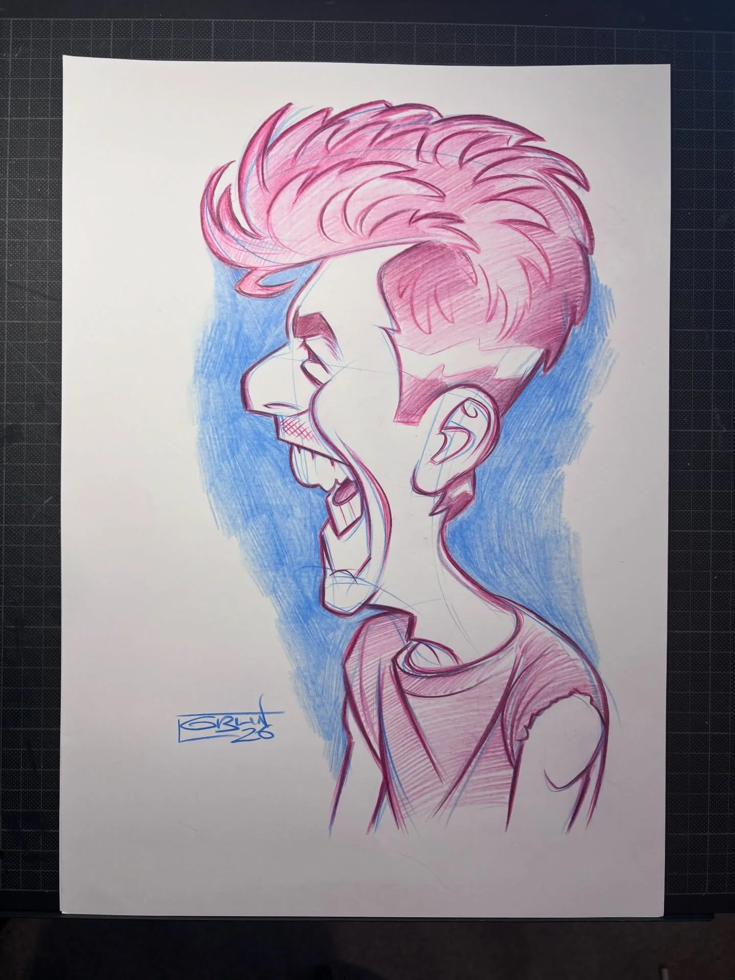 A backstage photo of David Bowie and Noel Gallagher popped up in my feed earlier, I really enjoyed the expressions and energy - particularly from Bowie - so I decided to have a pop at drawing him. I might also do Noel at some point.

Swipe to see my 