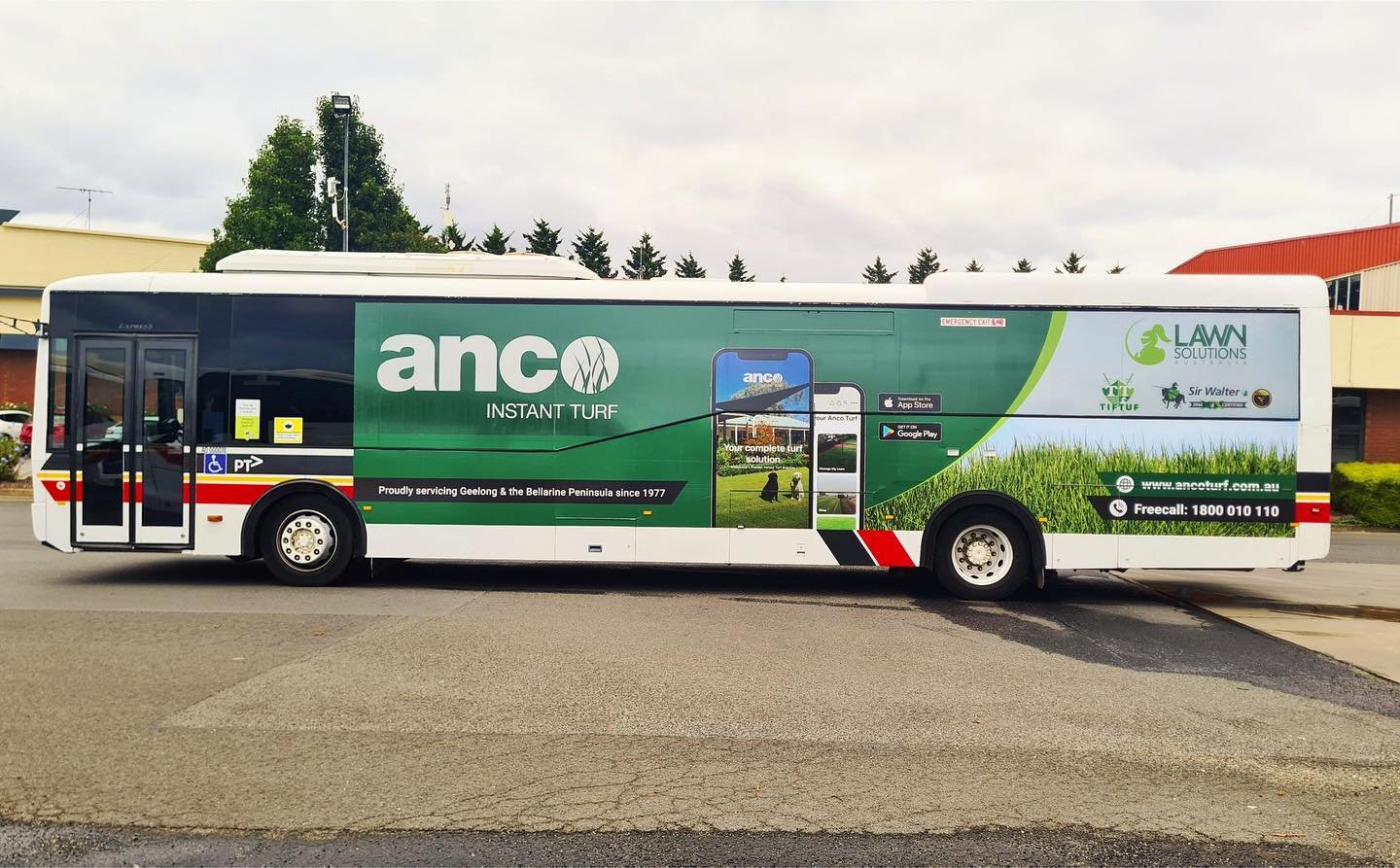 Are you needing turf? Did you know that @ancoturf has a 10year warranty, over 40 years experience and a prompt delivery service? #ancoinstantturf