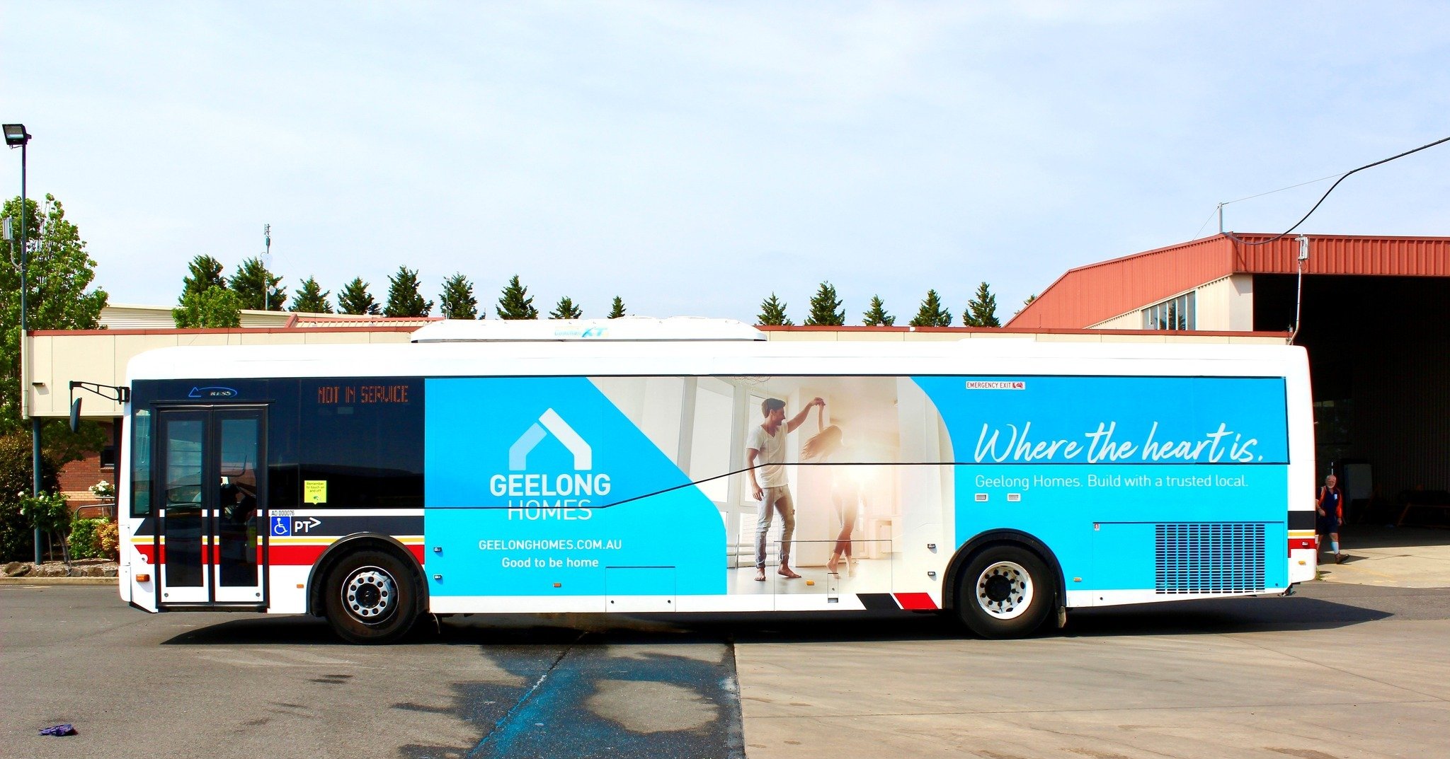 Get your message across like Geelong Homes, reminding us all that there's no place like home. It's more than a destination, it's where our heart finds solace. 🏠💖 @geelonghomes 

#ComfortZone #HomeSweetHome #GeelongHomes #ComfortZone #busadvertising