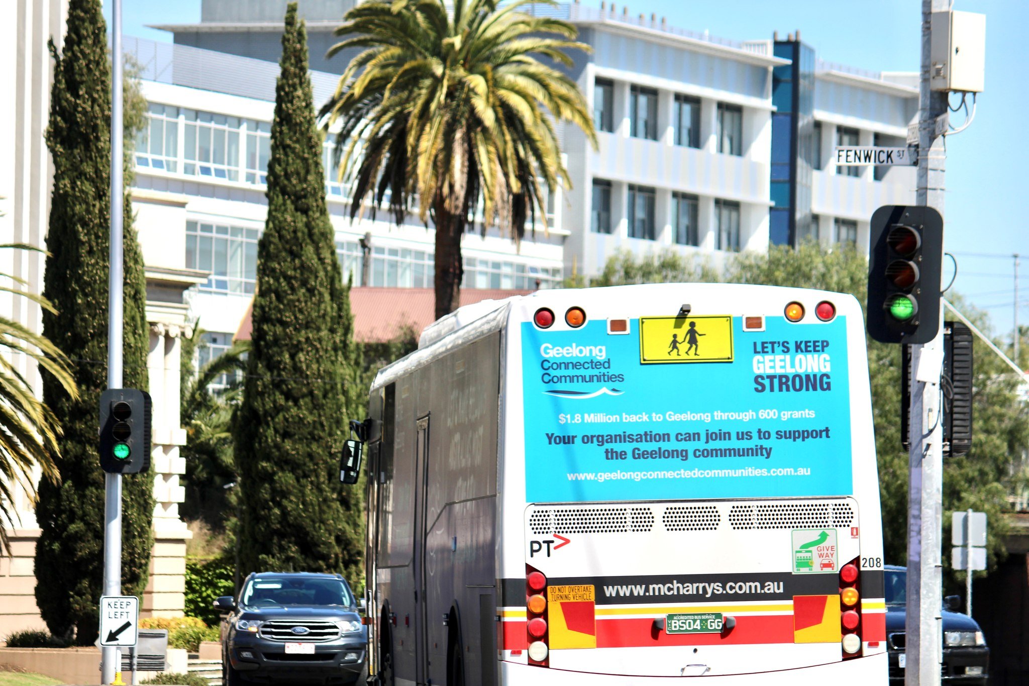 Let's keep Geelong Strong! @geelongconnectedcommunities 

#busbackadvertising #bigbusmedia #outdoormedia #busadvertisinggeelong #advertisinggeelong
