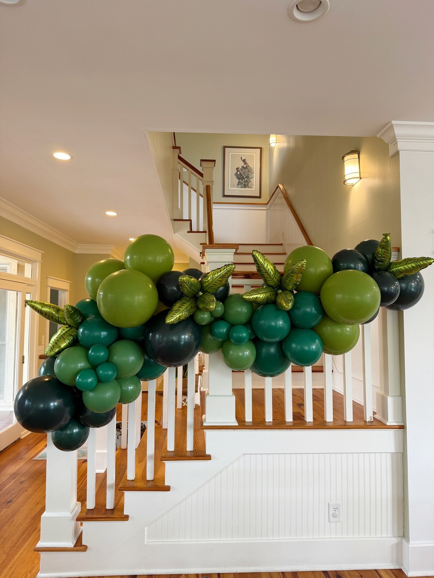 Last Isle before the Aisle!! 🏝️ Love this theme AND this was actually one of the first beach houses (on Isle of Palms) I did professional balloons in!

bachelorette balloons | beach house bachelorette | isle of palms bachelorette party | Mount Pleas