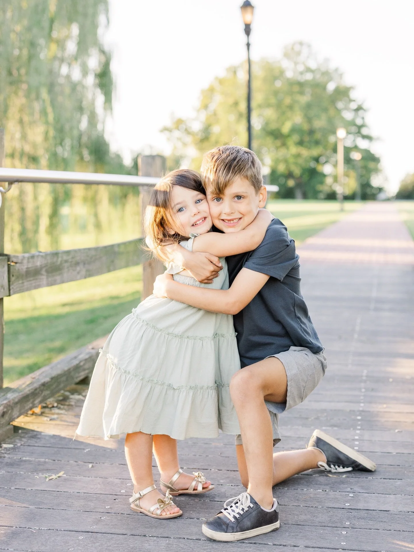 Happy Friday friends!✌🏻

&bull;
&bull;
&bull;

#mdphotographer #harfordcountymaryland 
#baltimorecountymaryland #marylandfamilyphotographer #familyphotographer