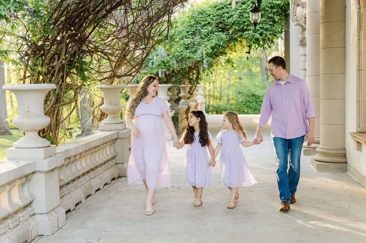 It&rsquo;s almost wisteria time 😍🌿

&bull;
&bull;
&bull;

#mdphotographer #harfordcountymaryland 
#baltimorecountymaryland #marylandfamilyphotographer #familyphotographer