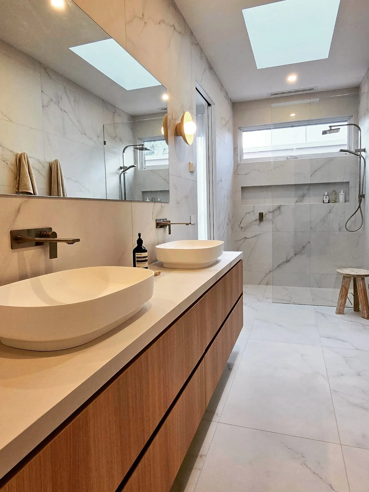We specialise in premium level tile and stone installations. Our strict performance and quality control standards mean that Brighterhome's expert contractors perform the industry's highest workmanship standards and beyond. 
.
.
.
#bathroomdesign #til