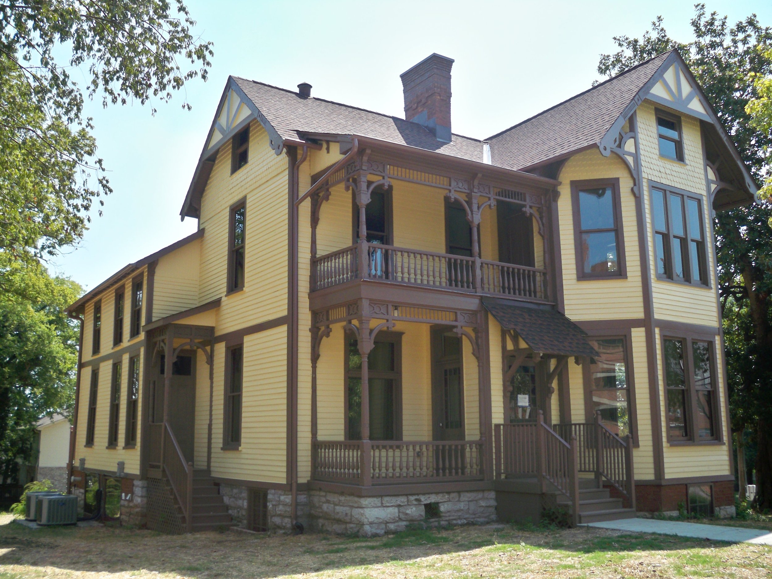 fisk house  7-27-11 006.jpg