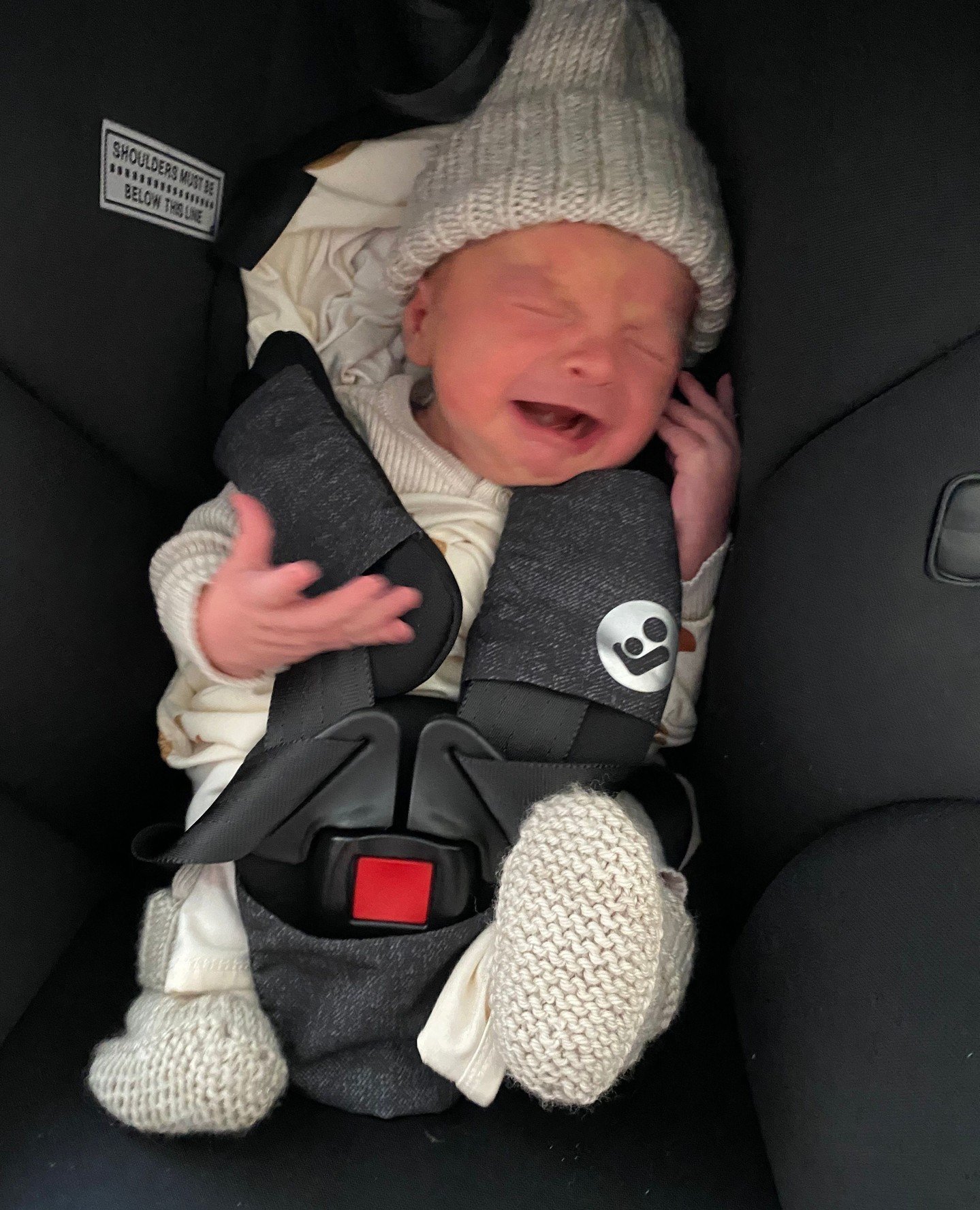 Big Congrats to @willrudkin and family on the arrival of their bubba Lily!⁠
Enjoy the bubble Will and Fam, it goes very quickly!⁠
⁠
Out of respect we are not going to share a pic of their gorgeous bubba but this has sent me down memory lane. So here 