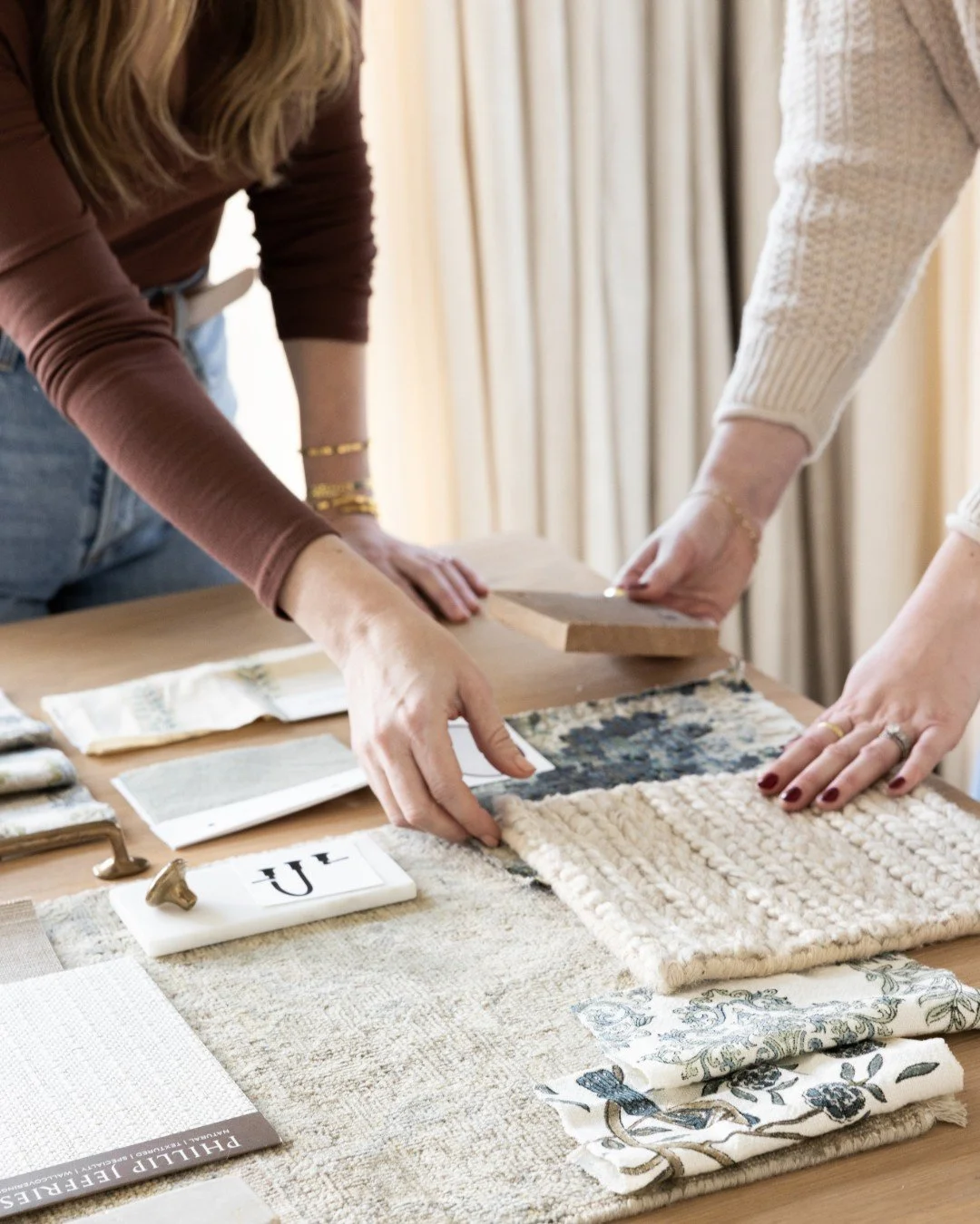 From the sample stage to shoot day, having a second set of hands on your next project is what keeps everything moving.

Organizing materials. 
The install adjustments.
The behind-the-scenes details that quietly shape the final result.

Because great 