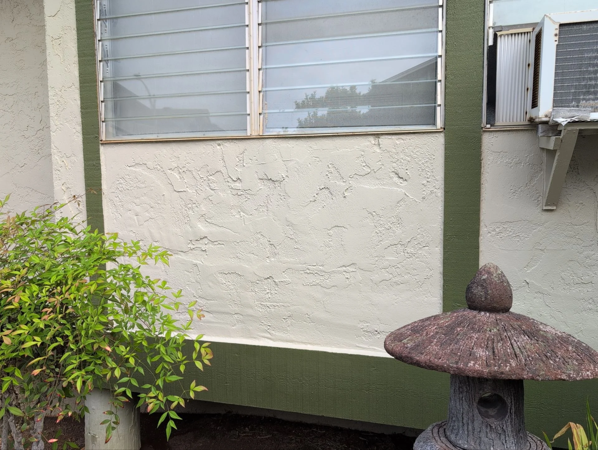 Window a/c removed, wall patched / painted and jalousie glass restored