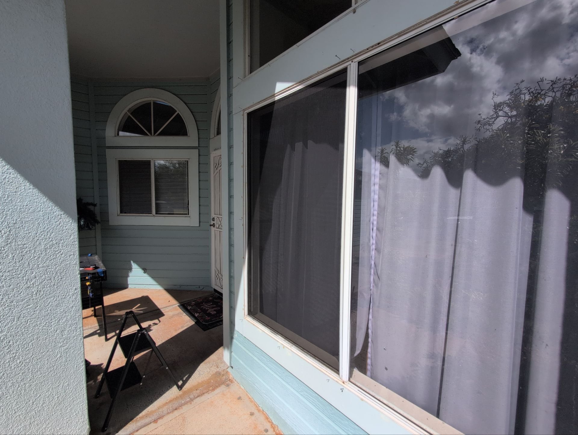 Various windows / sliding door re-screened