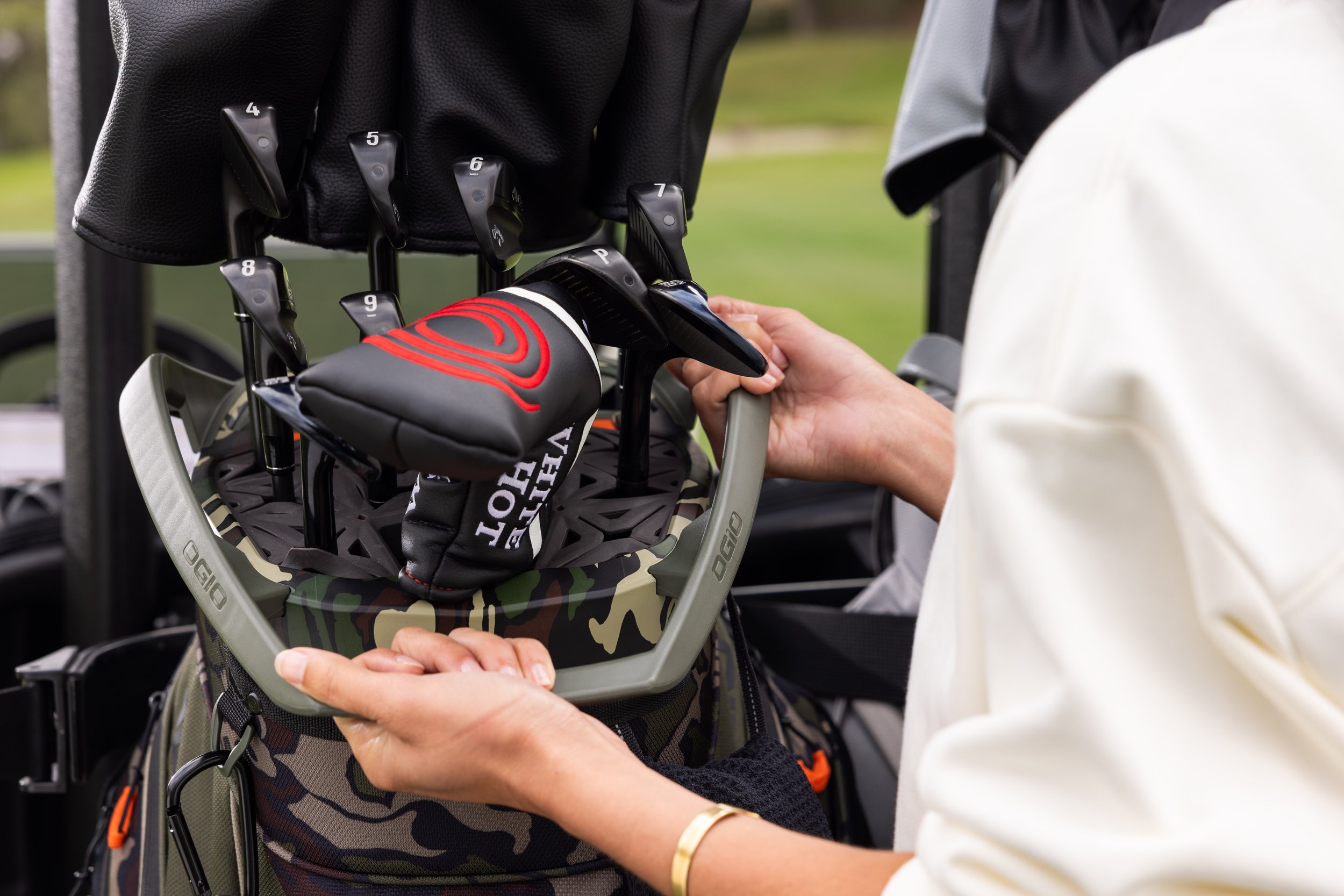 -THE CROSBYOGIO-838.jpg