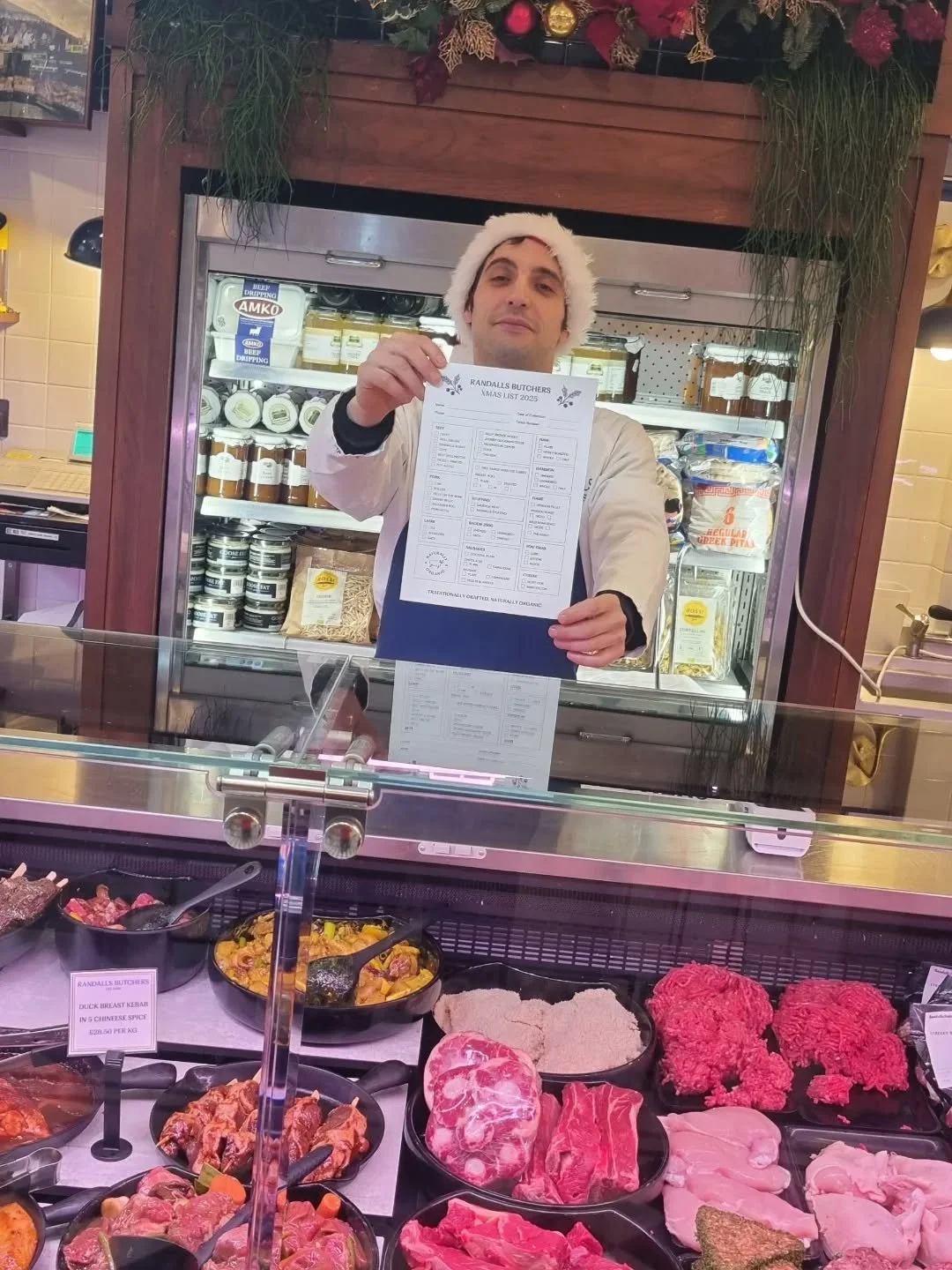 Christmas ordering is now online as well as in the shop. Just visit https://www.randallsbutchers.com/store and place your order! #christmasiscoming #christmaslunch #kellybronze #christmasturkey #randallsbutchers #wandsworthbridgeroad