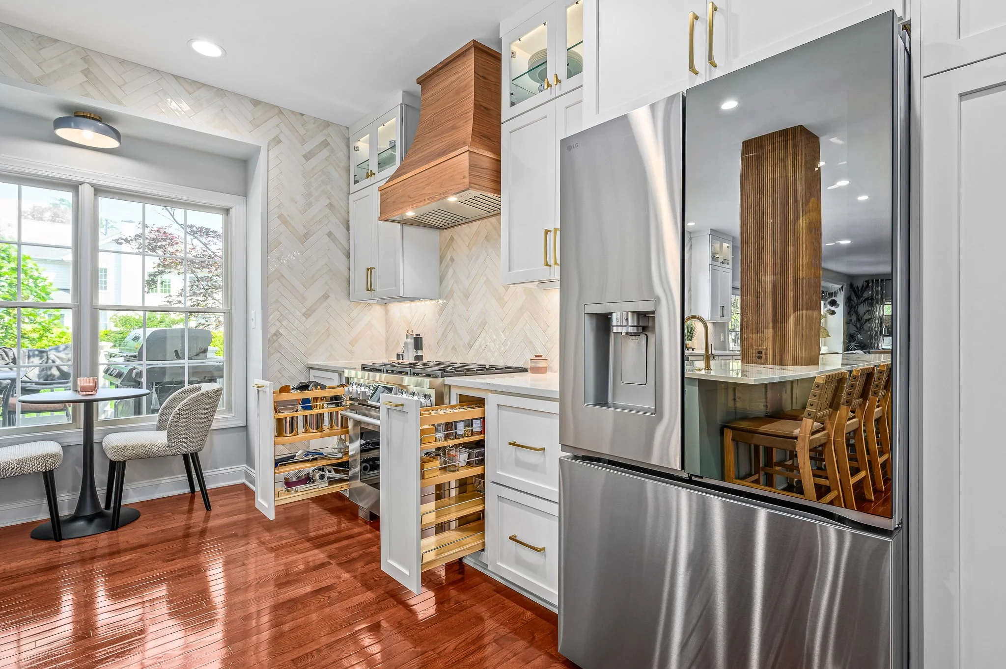 5904 Berryville Ct-5.jpg