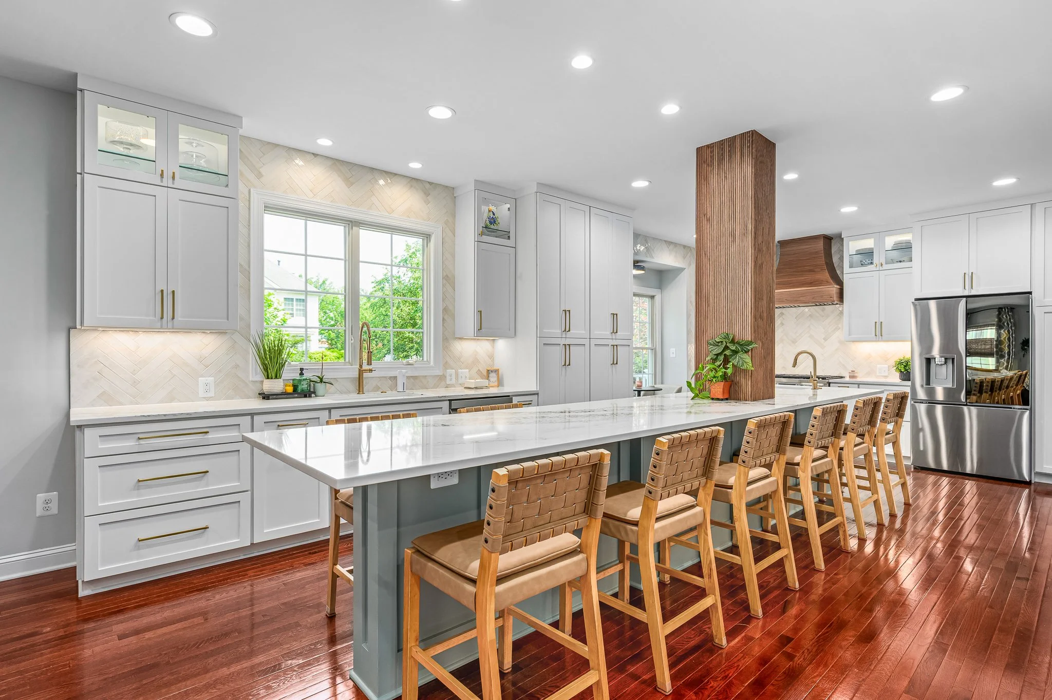 5904 Berryville Ct-1.jpg