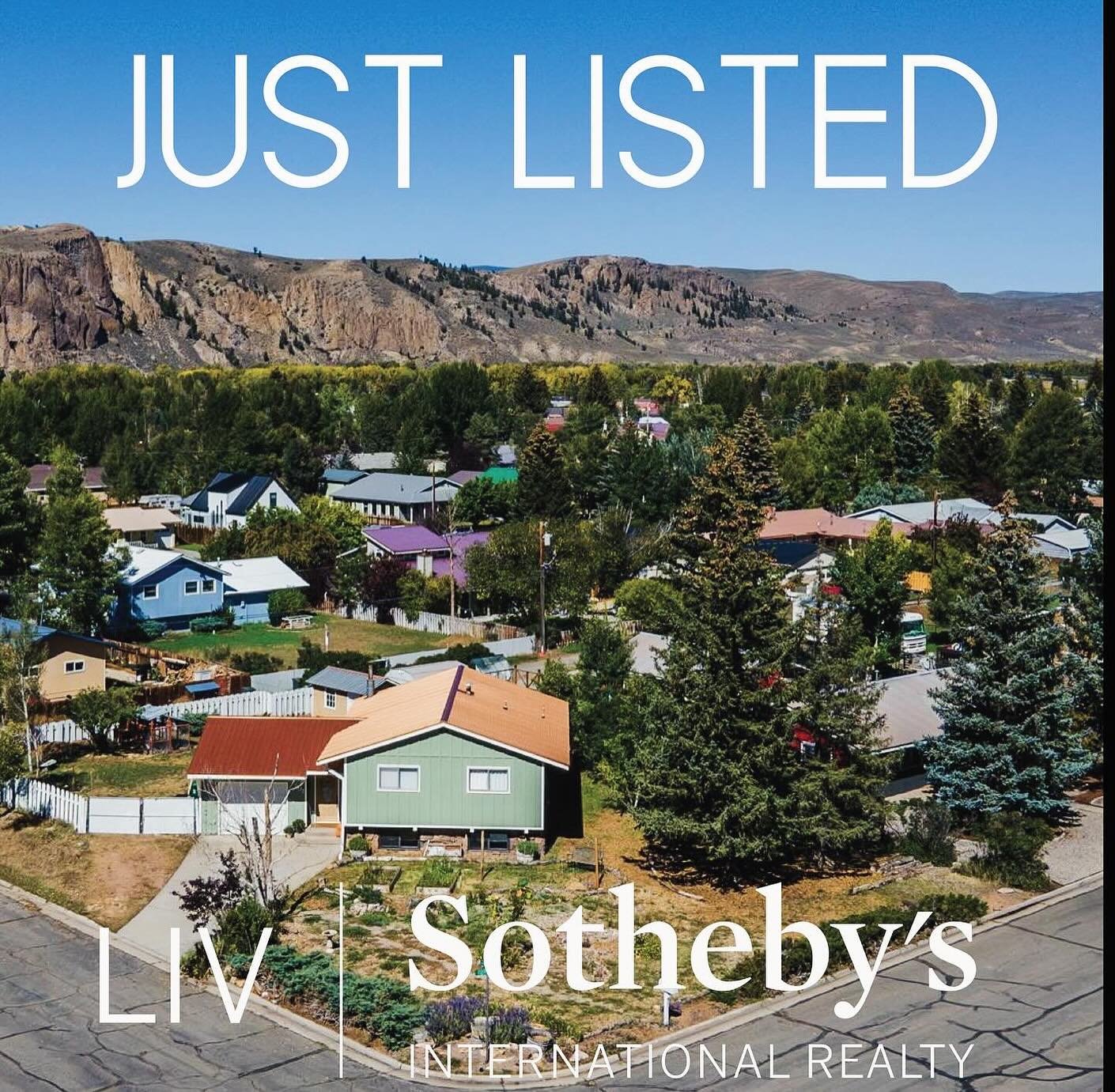 Are you looking for an investment, or a place of your own in Gunnison? Check out this single-family in a mecca of outdoor recreation, and home to Western Colorado University. 

📍Gunnison, Colorado
🏡Single-Family | $650,000
✔️4-Bedroom/2-Bath | 1,97