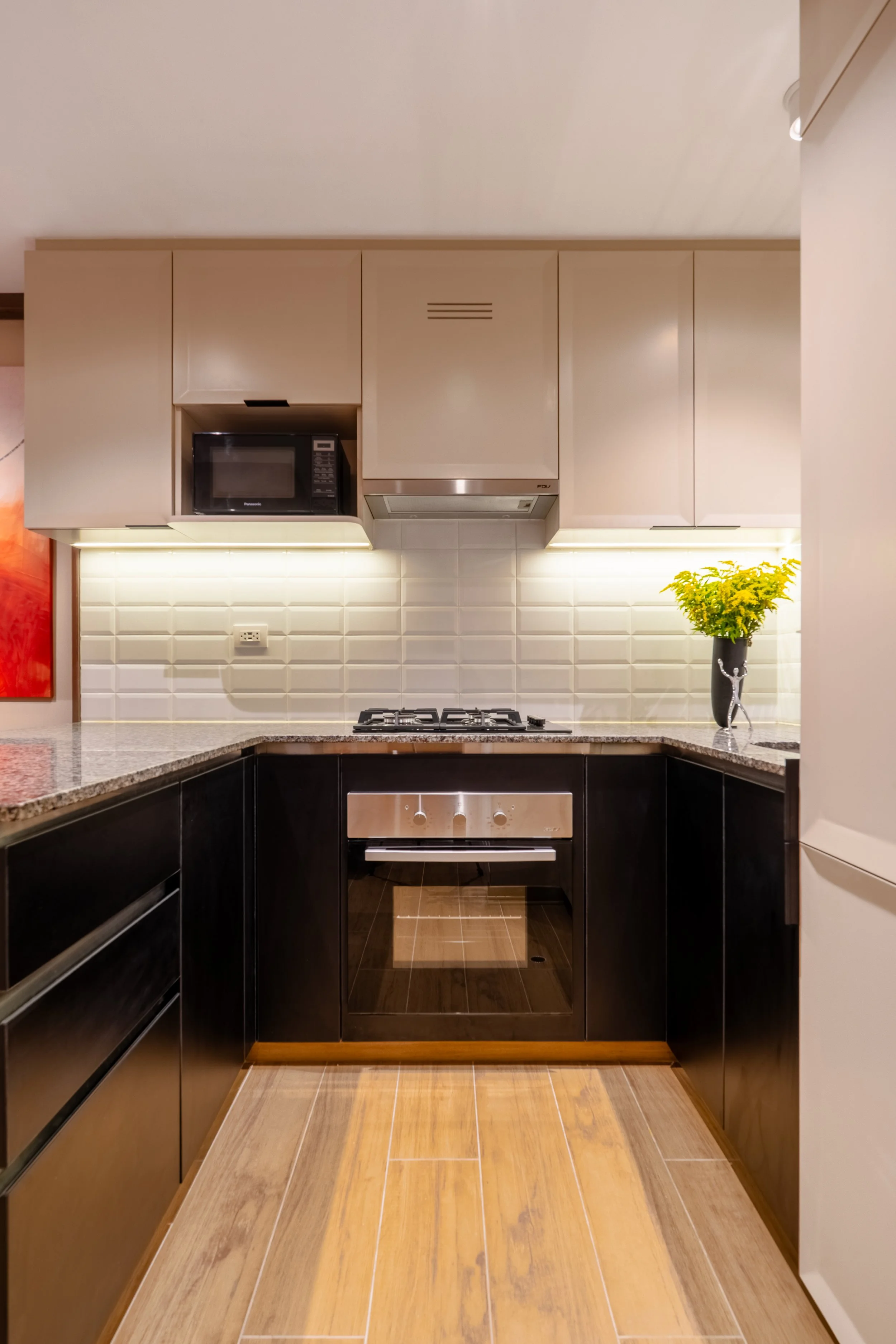4. Kitchenette.jpeg