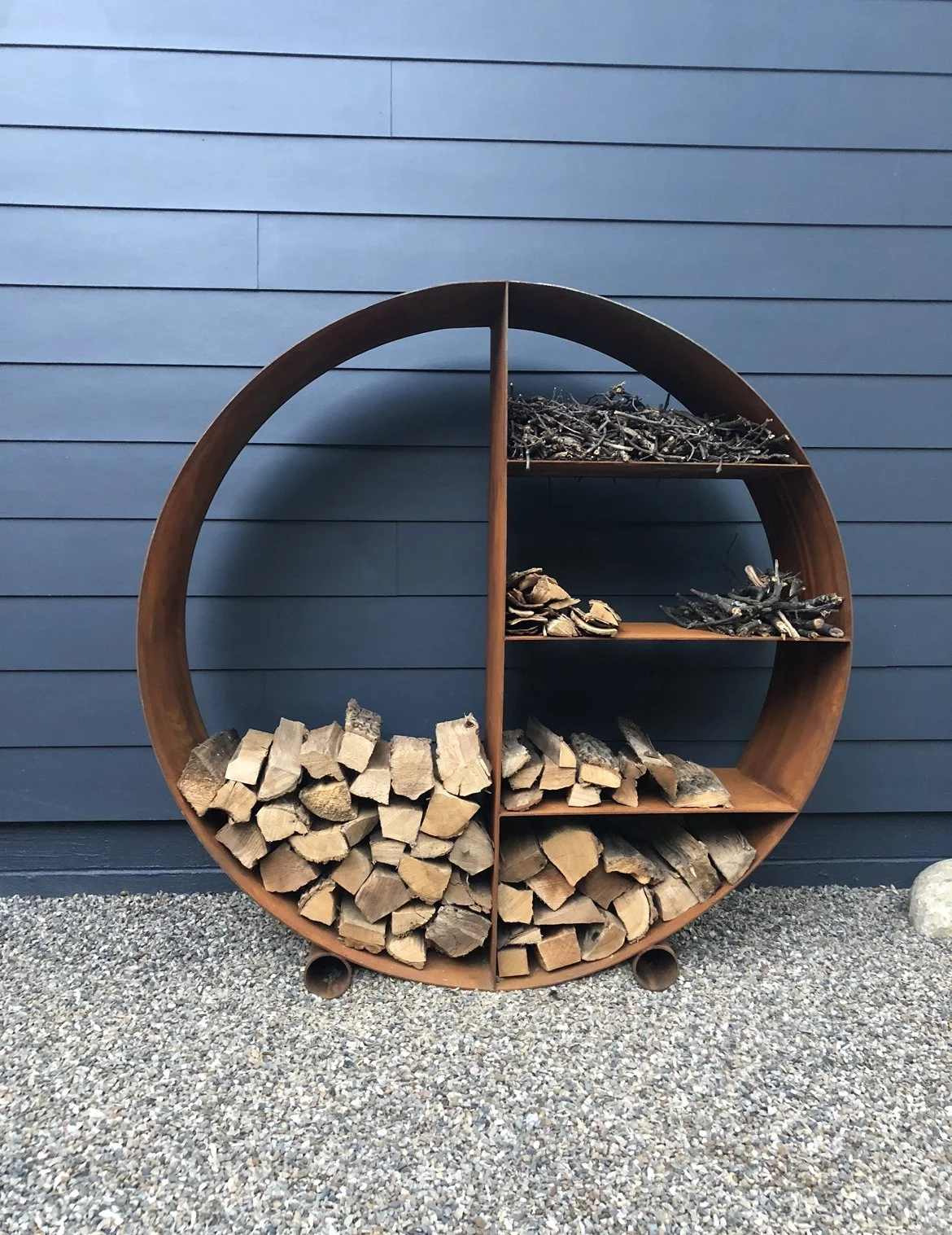 Circular firewood holder