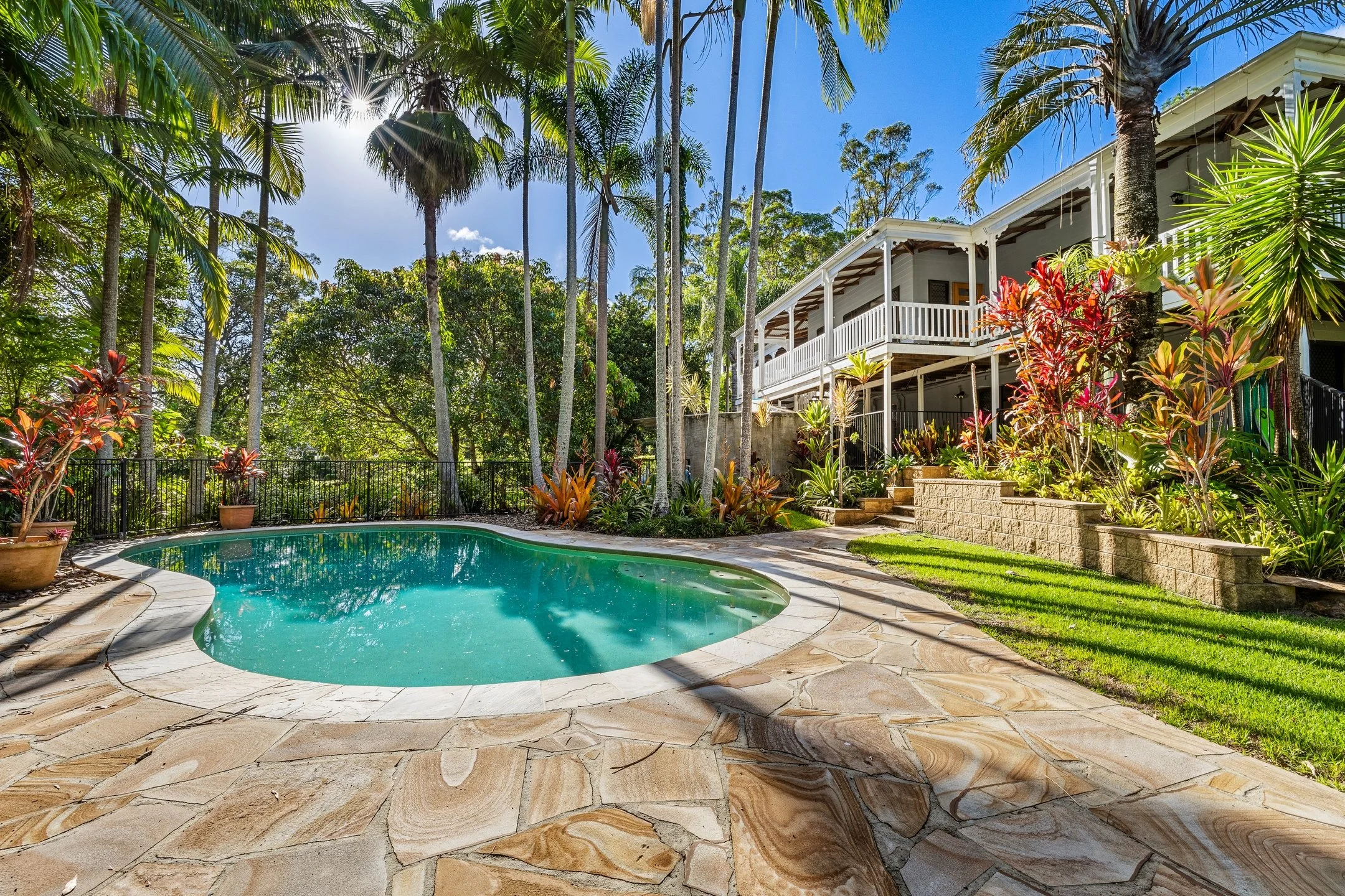 2T5A7376-Edit (Copy).jpg