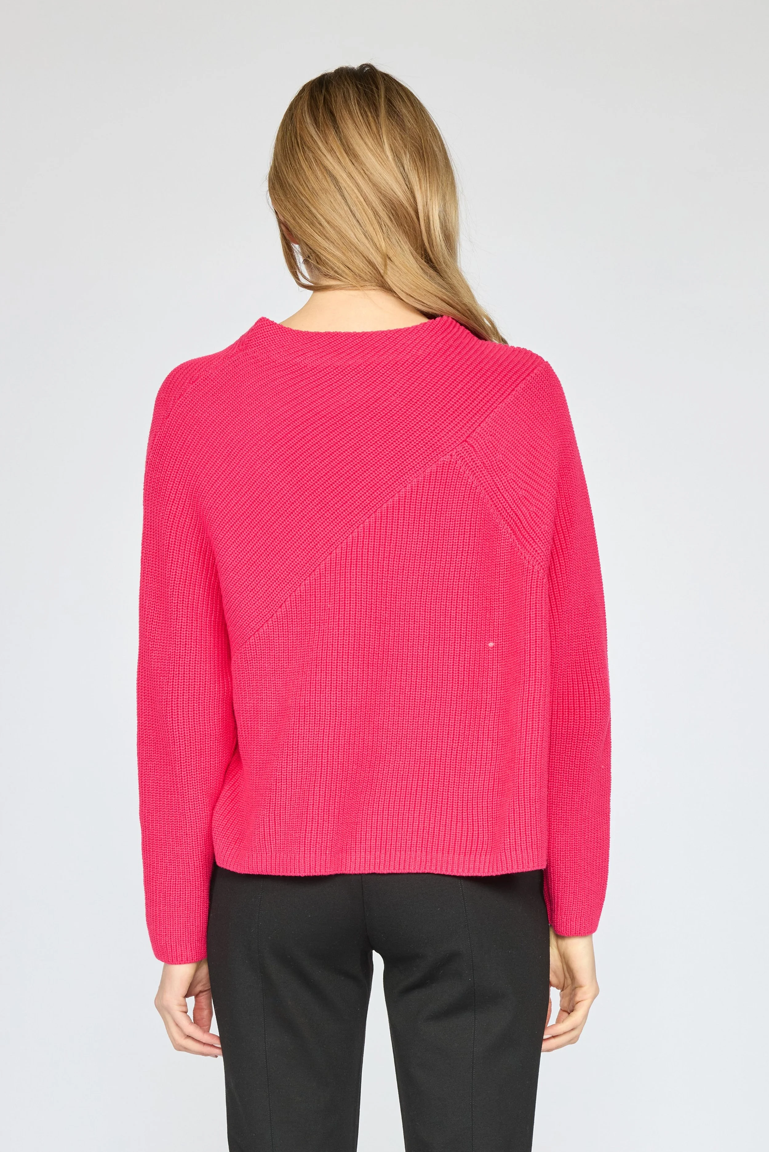 951700_Magenta_3.jpg