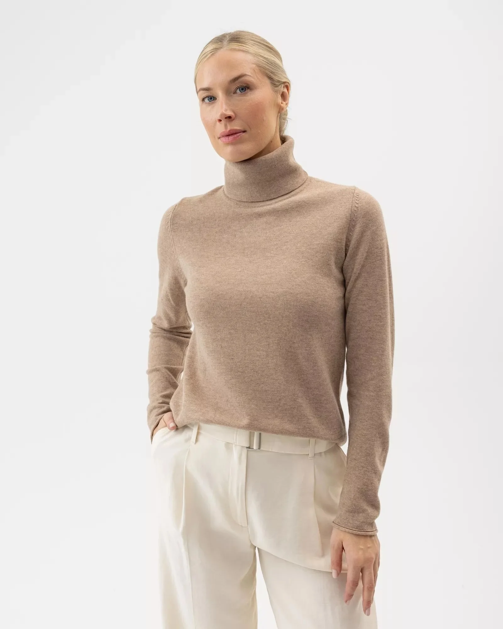 Renata T-neck
