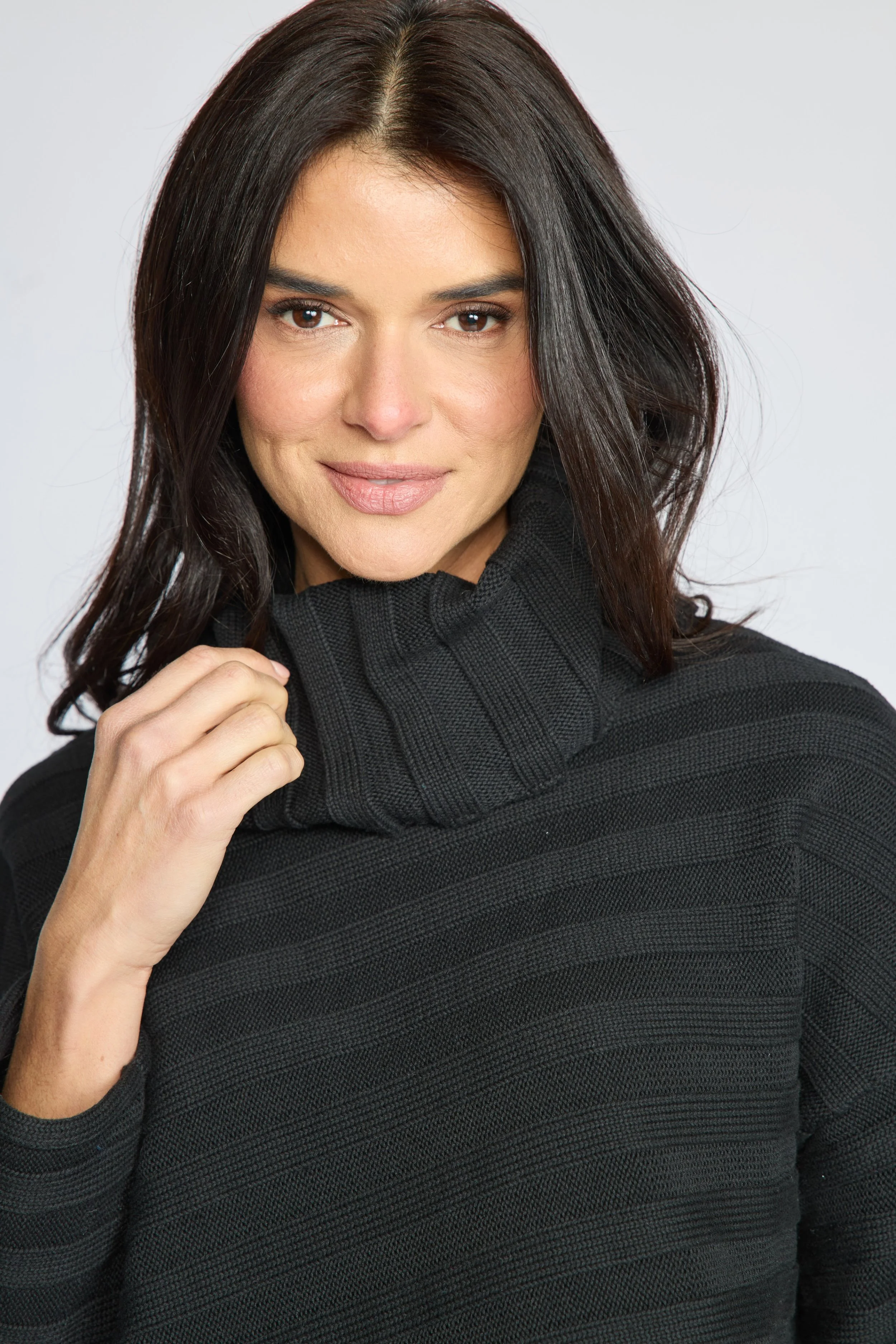 920700_Black_2.jpg
