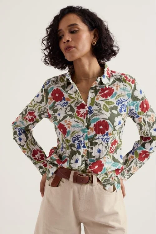 Larissa Shirt