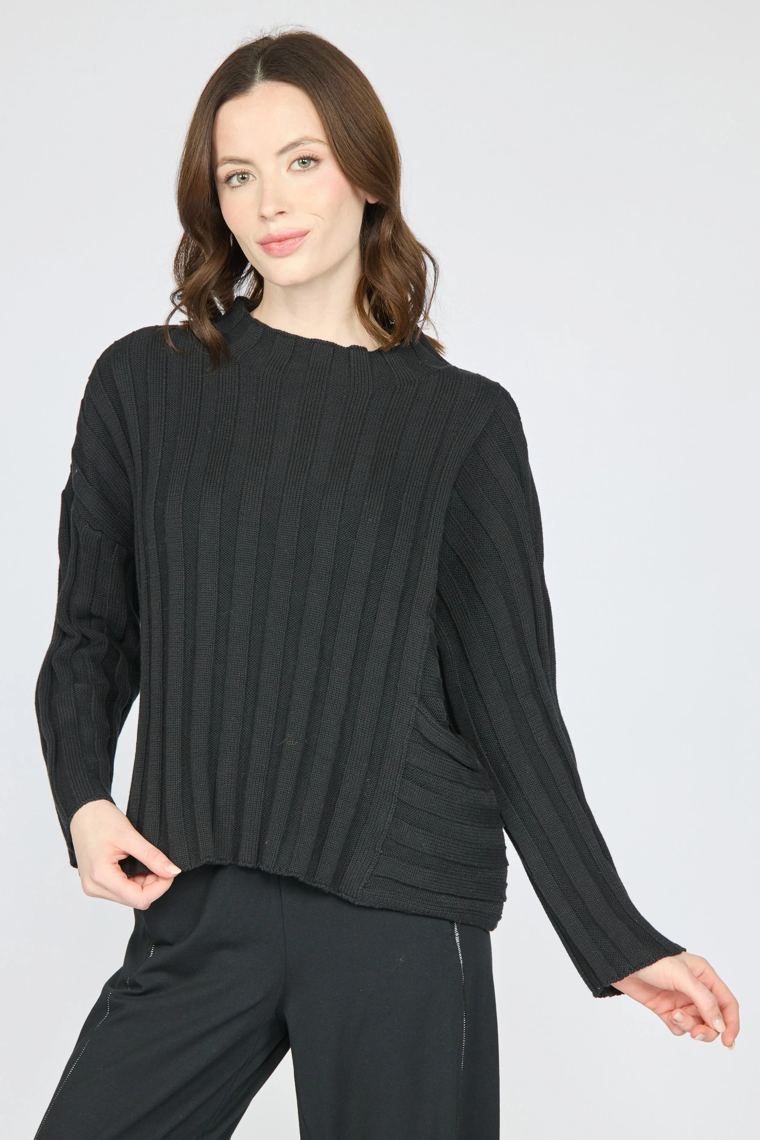 920701_Black_1.jpg
