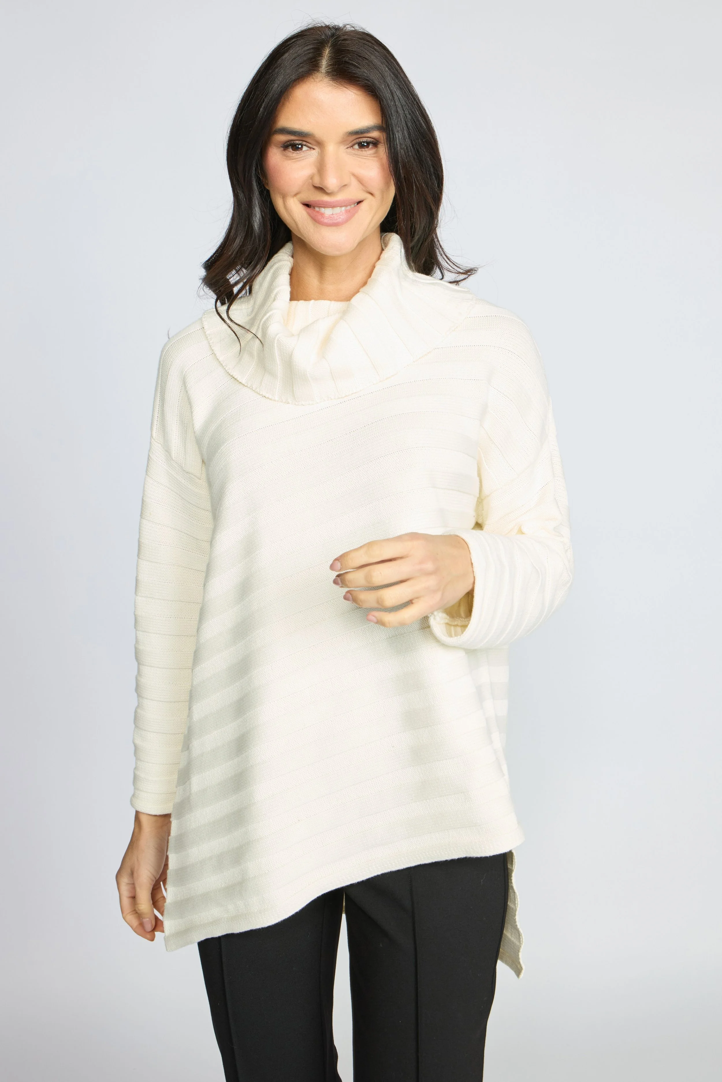 920700_Ivory_2.jpg