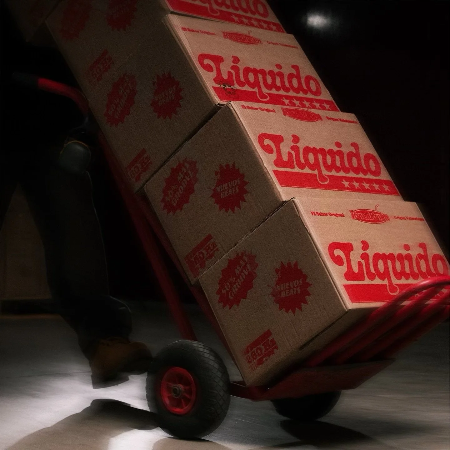 This summer, we had the pleasure of tracking drums and bass with @jaime.jetaime_ y Lluis Estell&eacute;s for @ruvenruven_&rsquo;s latest single BK4DA2550298 in our Live Room.

&ldquo;BK4DA2550298&rdquo; explores the distance and goodbyes imposed by m