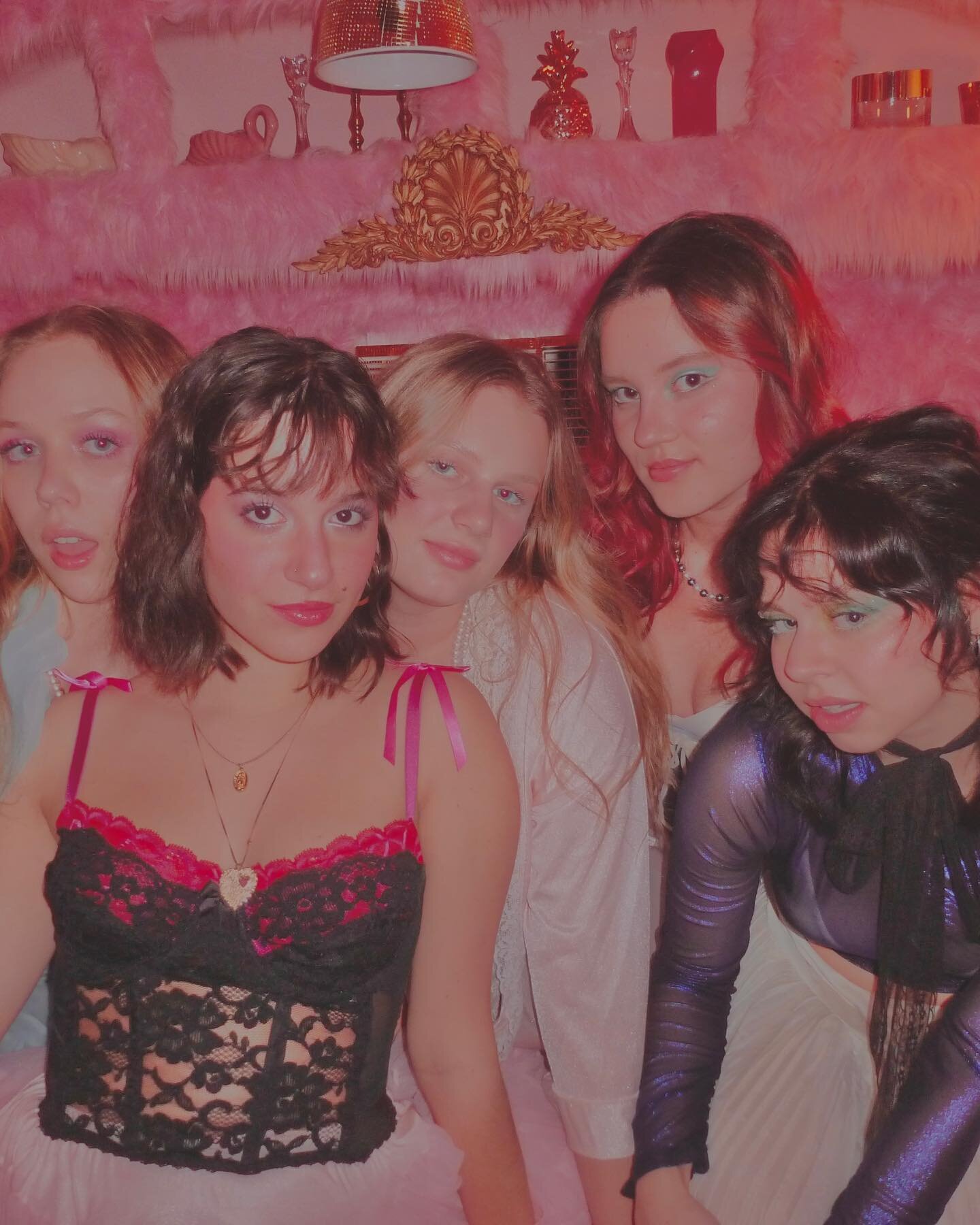 Heaven is a Pink Bedroom Pt. 1

I am beyond grateful to my wonderful models for making this dream photoshoot a reality!!! I have been wanting to execute this idea for over 2 years and it turned out even better than I expected.