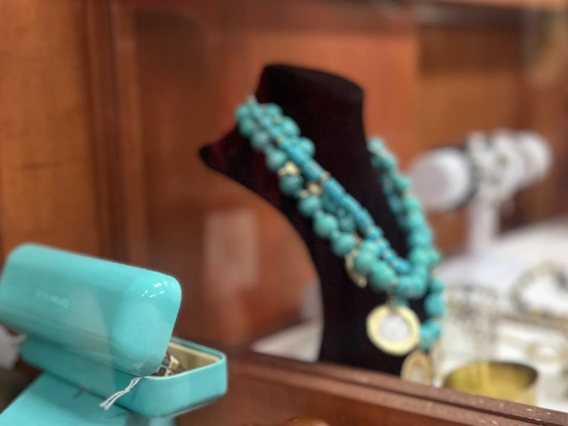 Hilltop Consignment Memeswebsitedesign (41).jpg