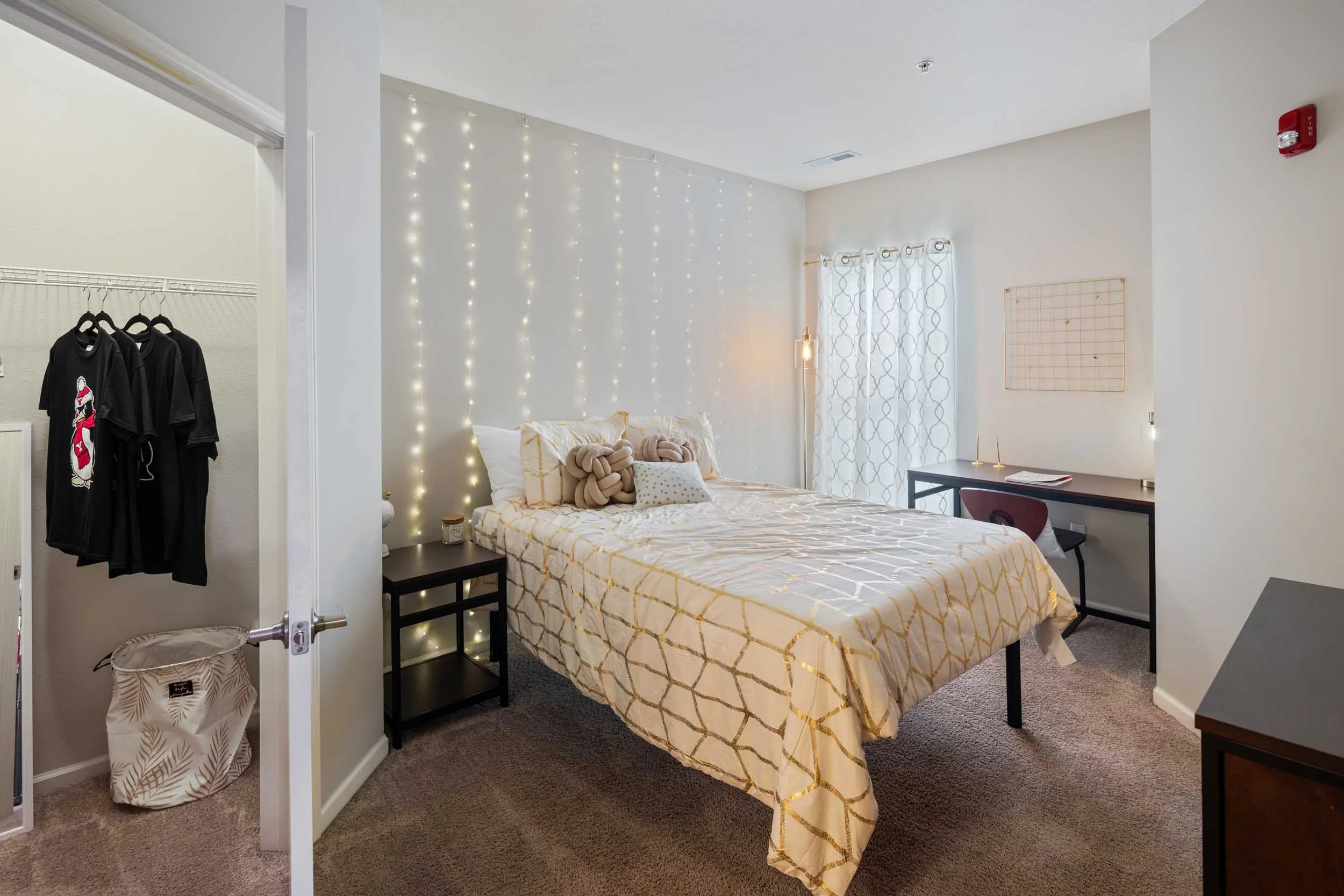 University Edge Youngstown Apartments Near YSU