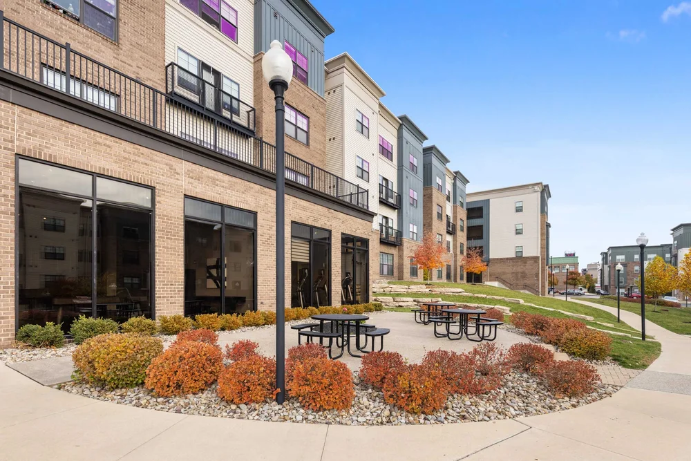 Photos Apartments for Rent in Youngstown, OH by YSU — University Edge