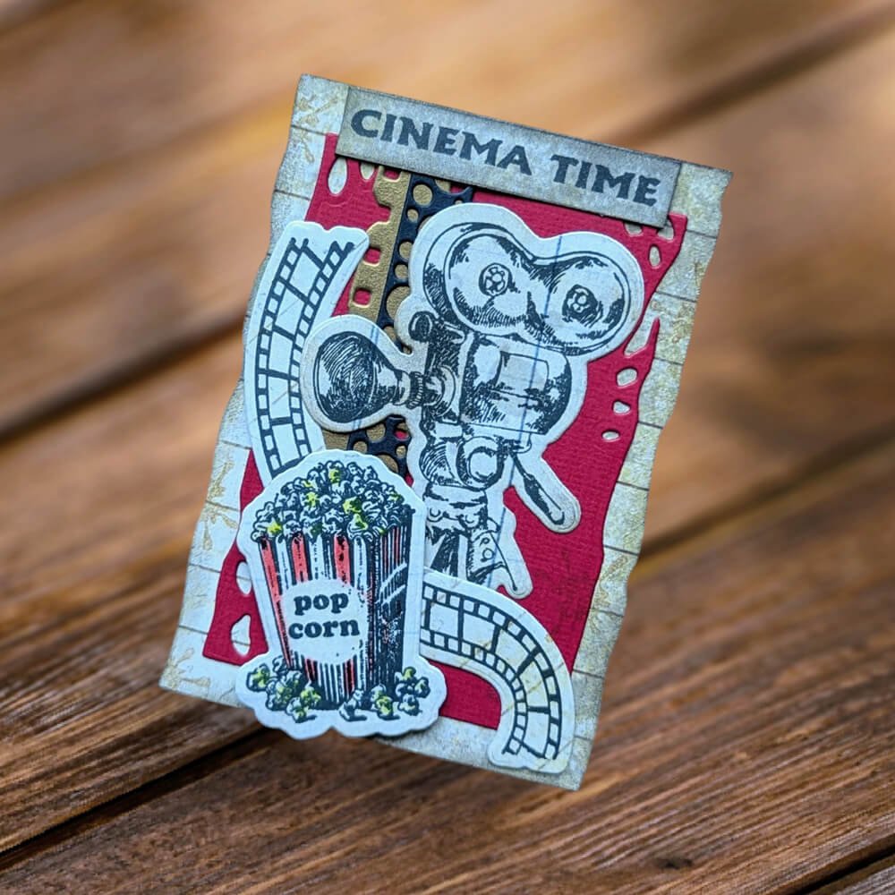 °Reanna 251201 Cinema ATC2.jpg