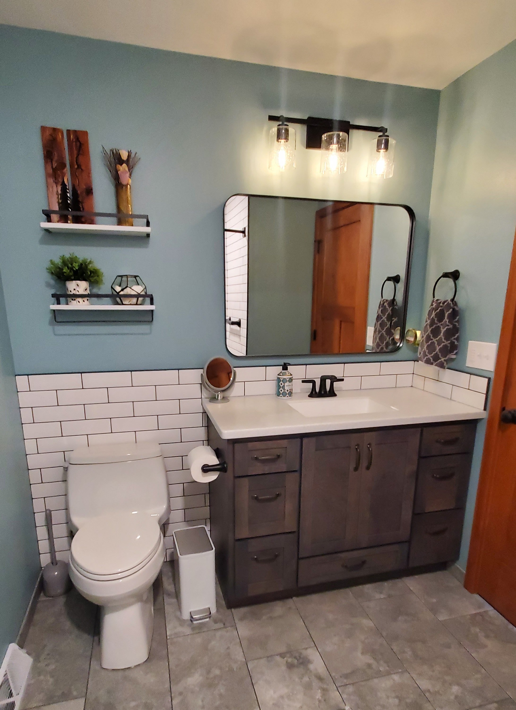 Rustic bathroom design