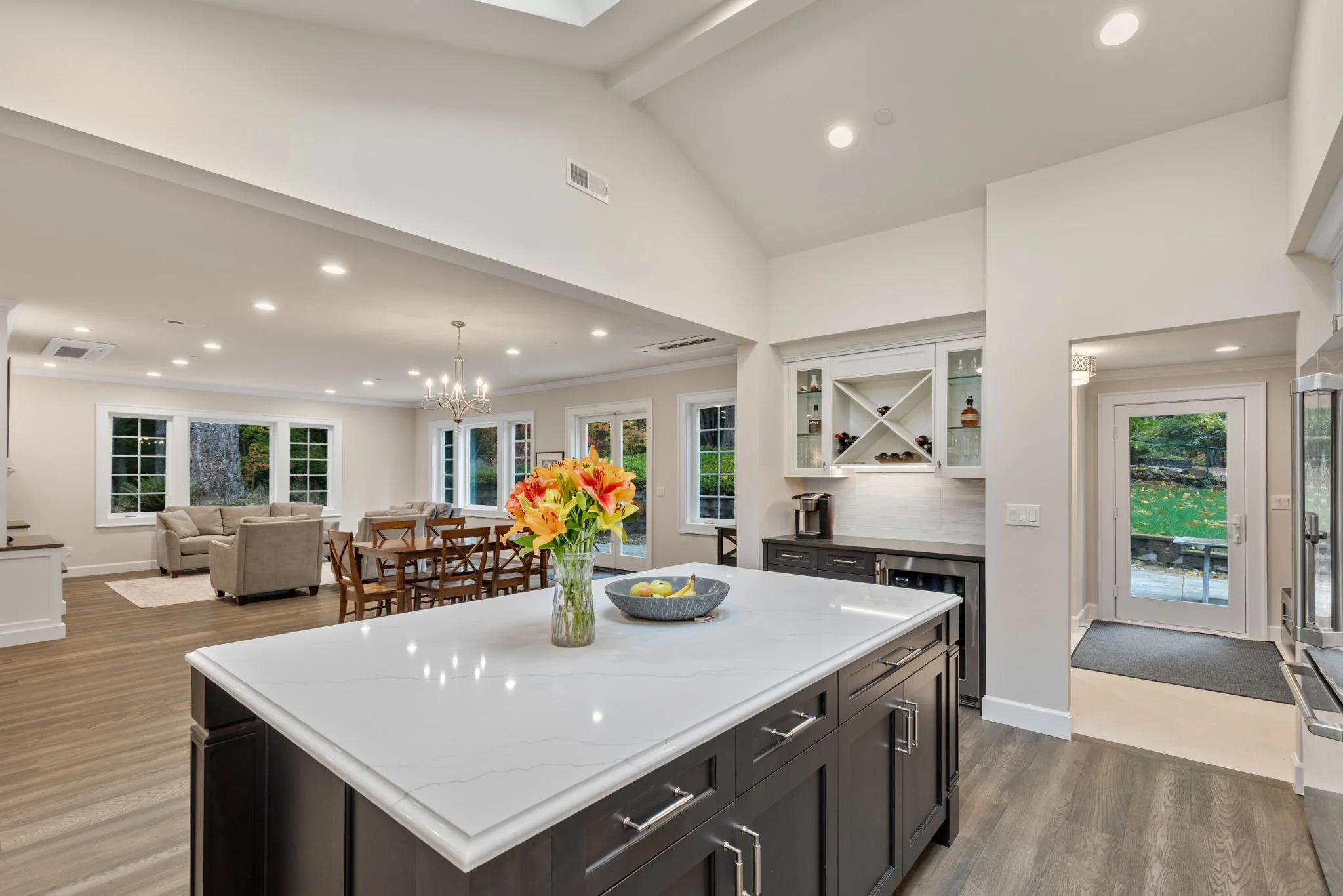 Brightsky-Sammamish-kitchen 07-low.jpg