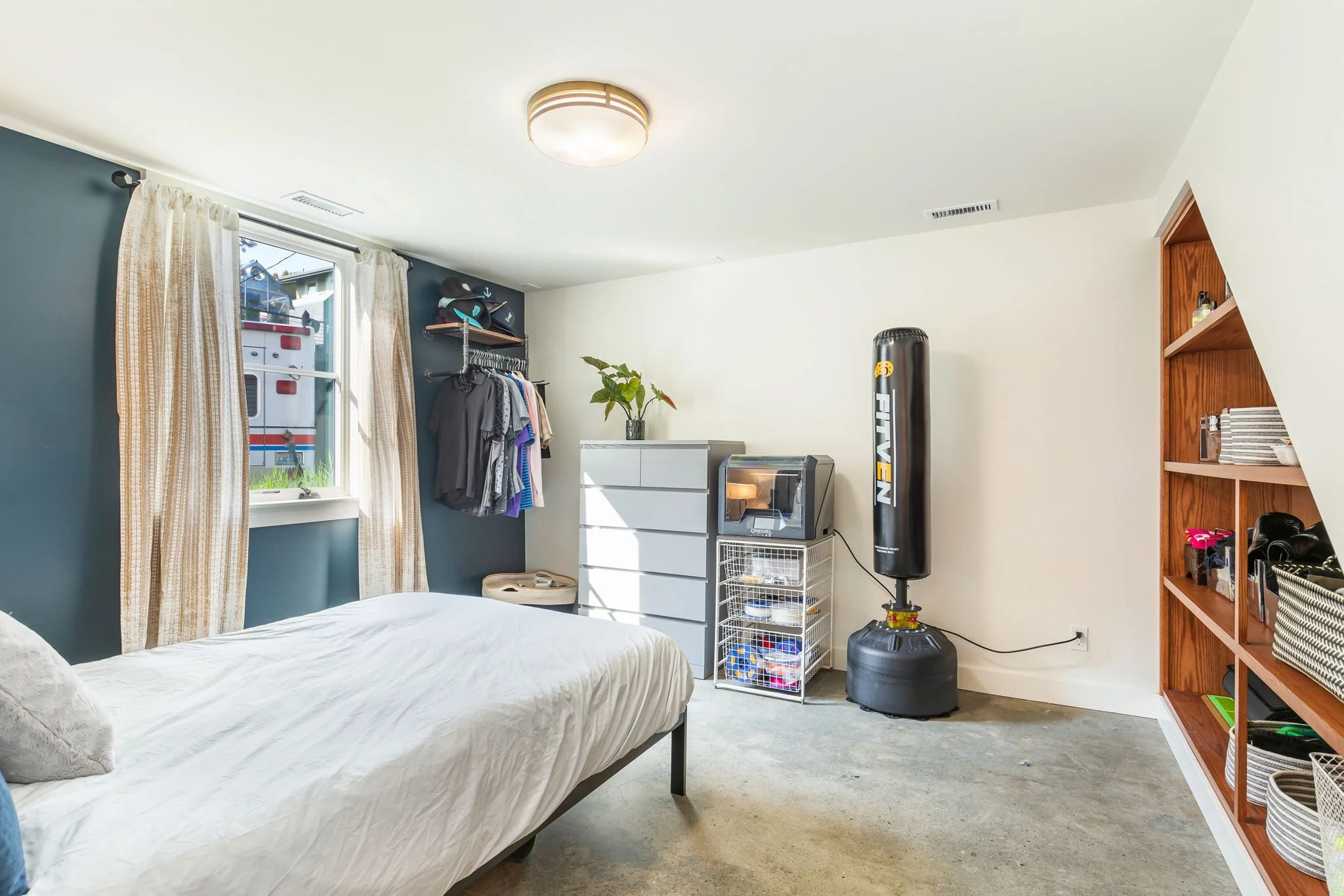 brightsky-1904-seattle-interior-remodel-bedroom-4.jpg