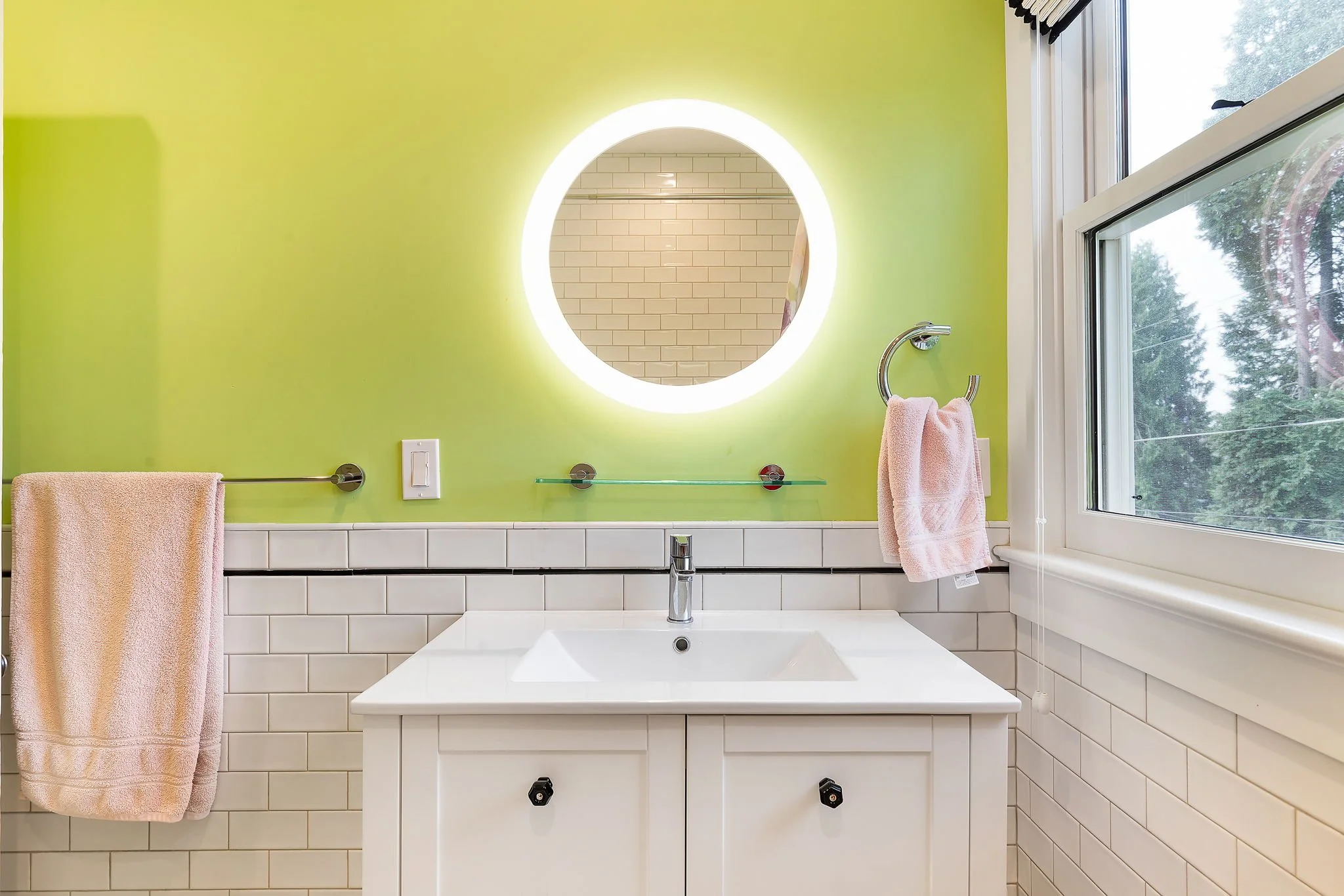 brightsky-747-seattle-renovation-restroom-6.jpg